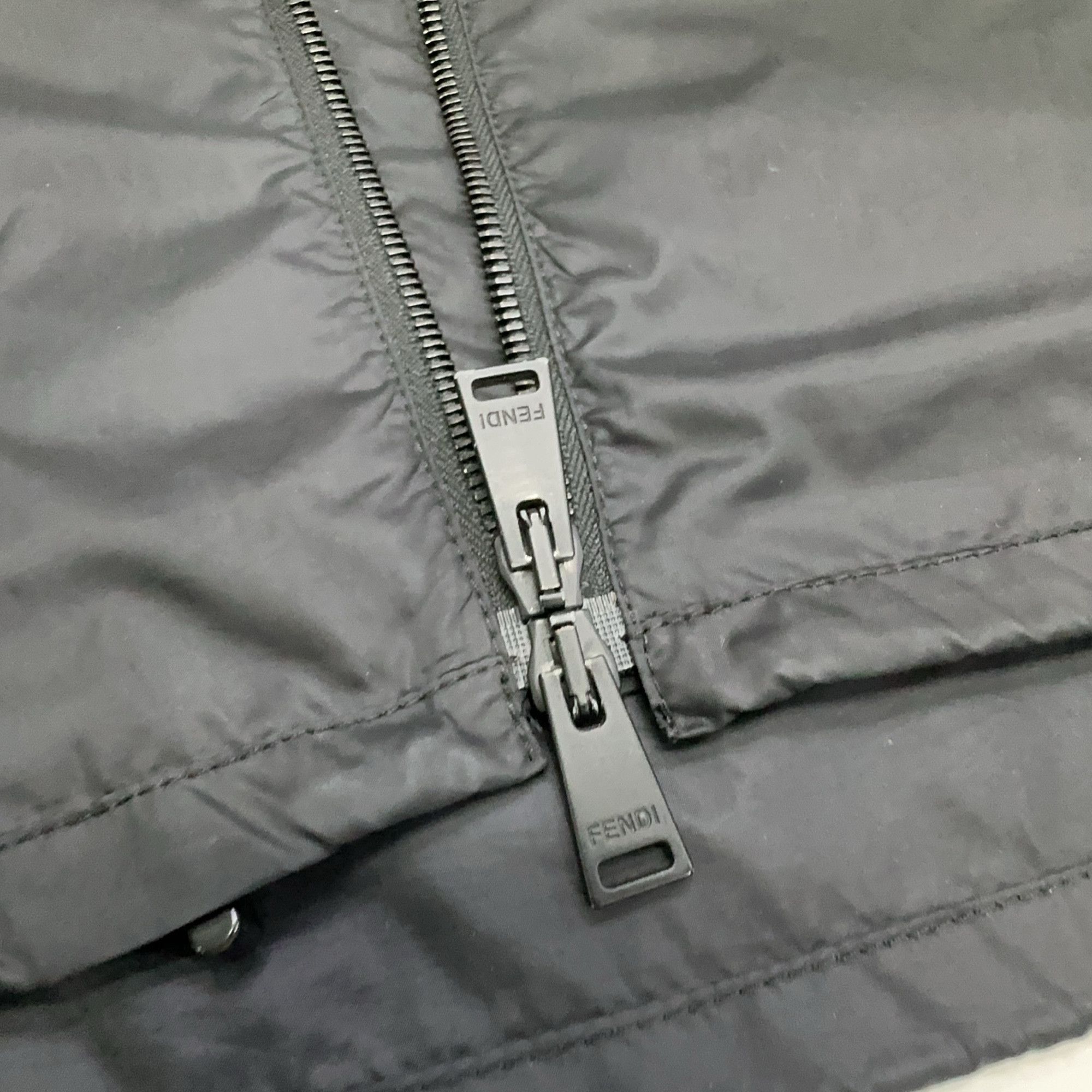 Fendi Fendi Crystal Logo Hooded Windbreaker Size M Size US M / EU 48-50 / 2 - 19 Thumbnail