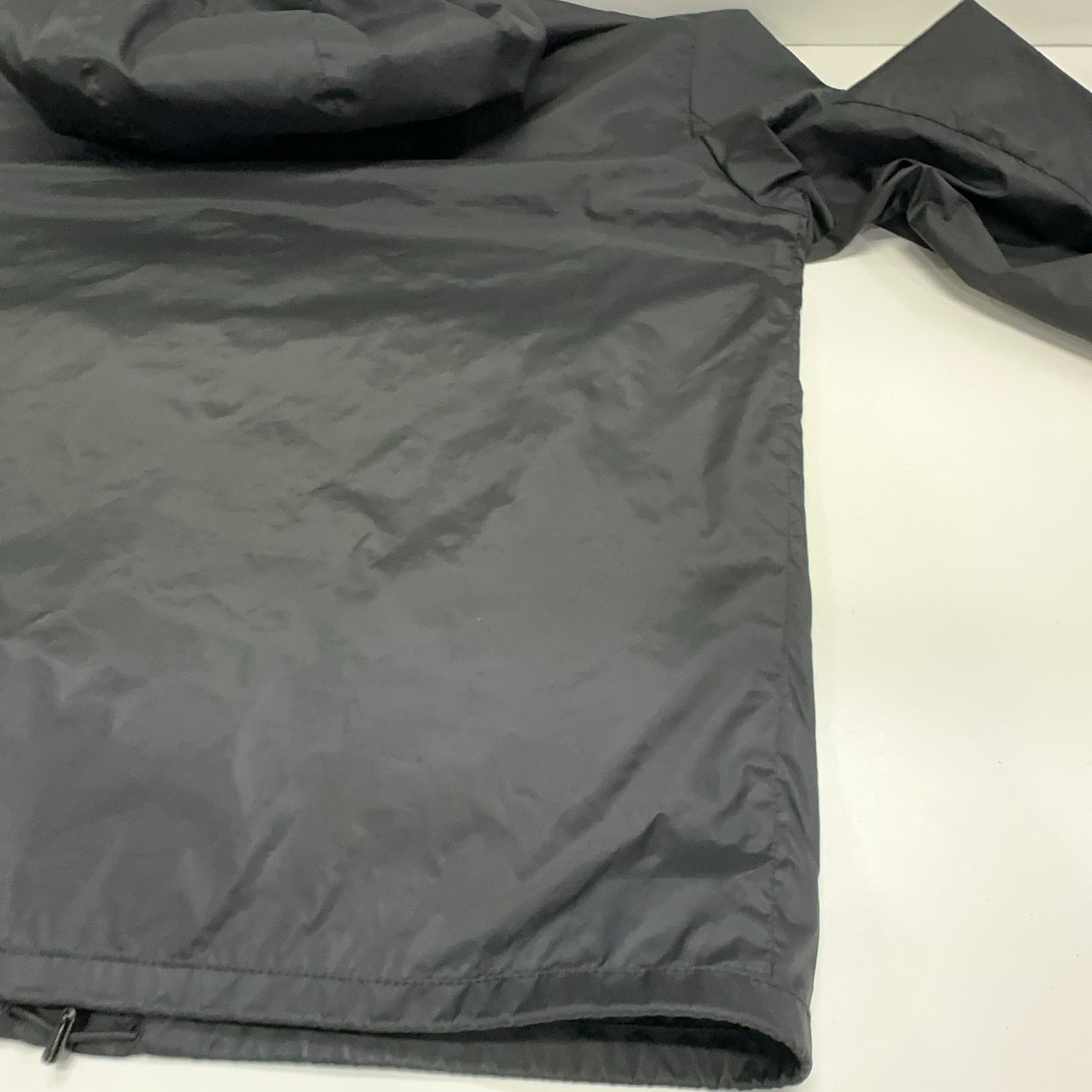 Fendi Fendi Crystal Logo Hooded Windbreaker Size M Size US M / EU 48-50 / 2 - 17 Thumbnail