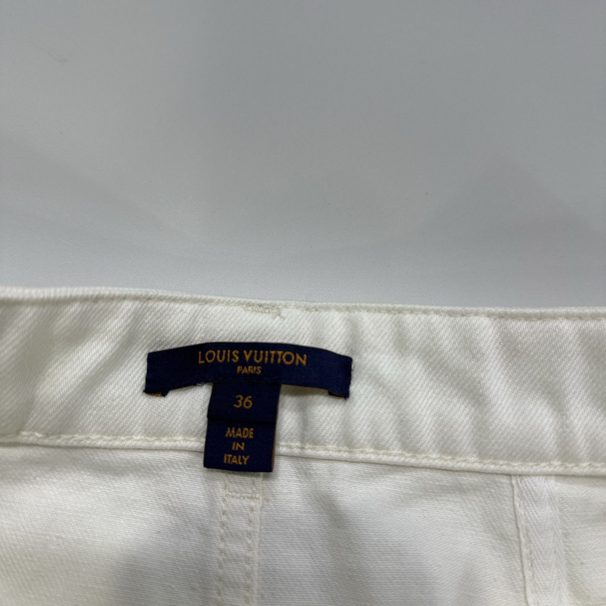 Louis Vuitton Louis Vuitton Monogram Pocket Mini Skirt Size 36 Size 26" / US 2 / IT 38 - 3 Thumbnail