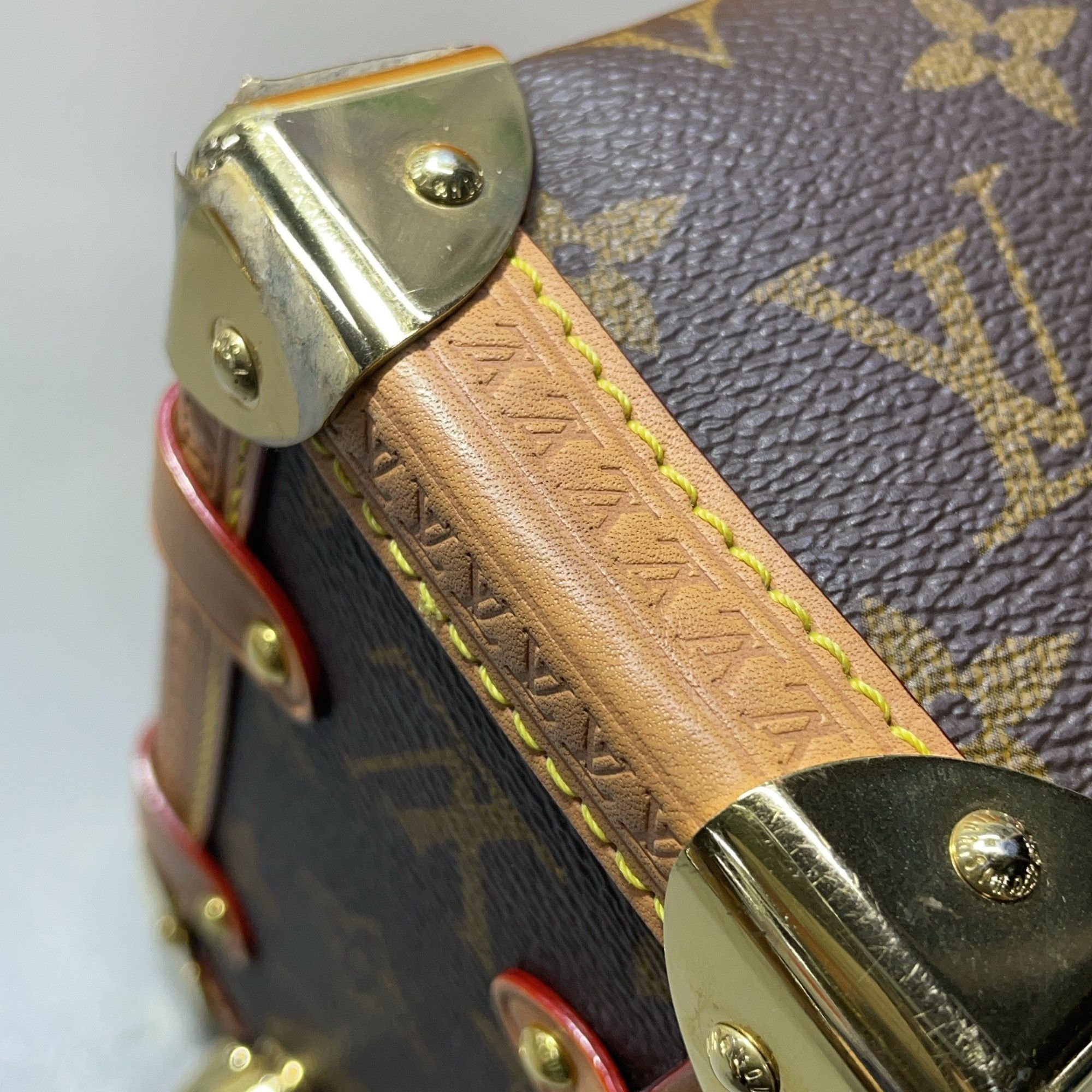 Louis Vuitton Louis Vuitton Monogram Side Trunk Bag ONE SIZE Size ONE SIZE - 8 Thumbnail