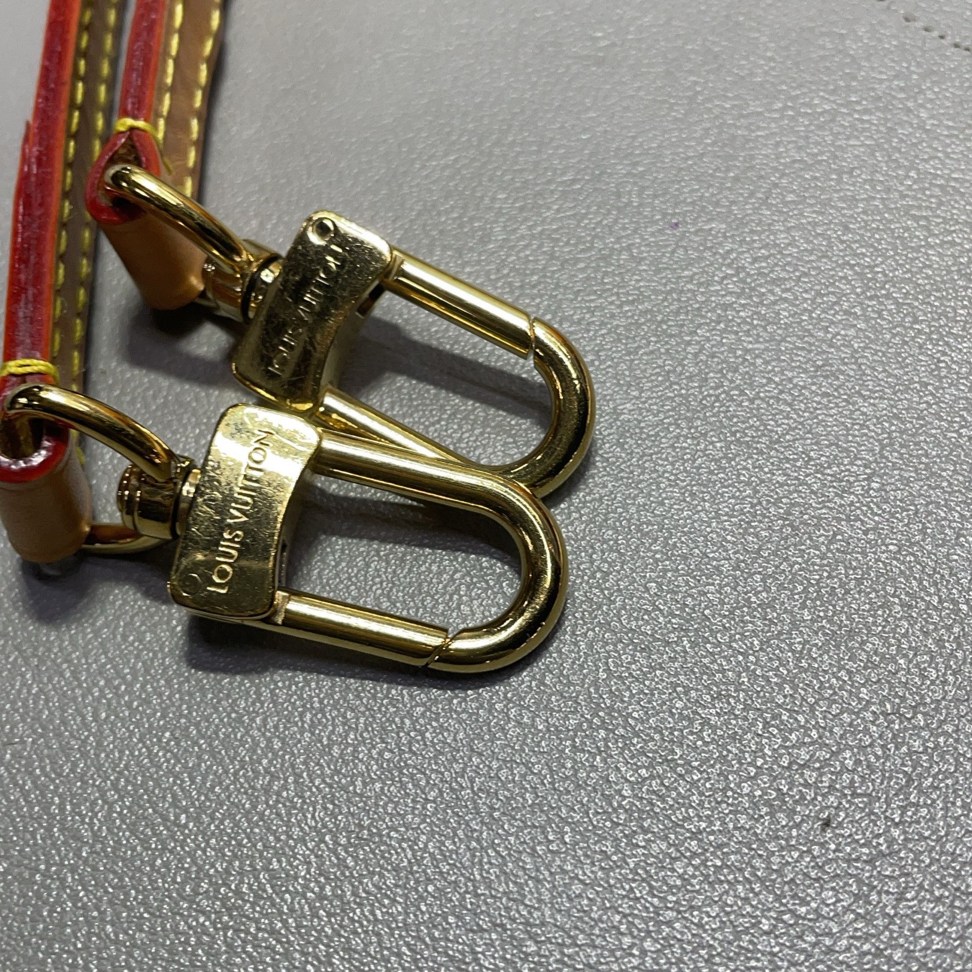 Louis Vuitton Louis Vuitton Monogram Side Trunk Bag ONE SIZE Size ONE SIZE - 15 Thumbnail