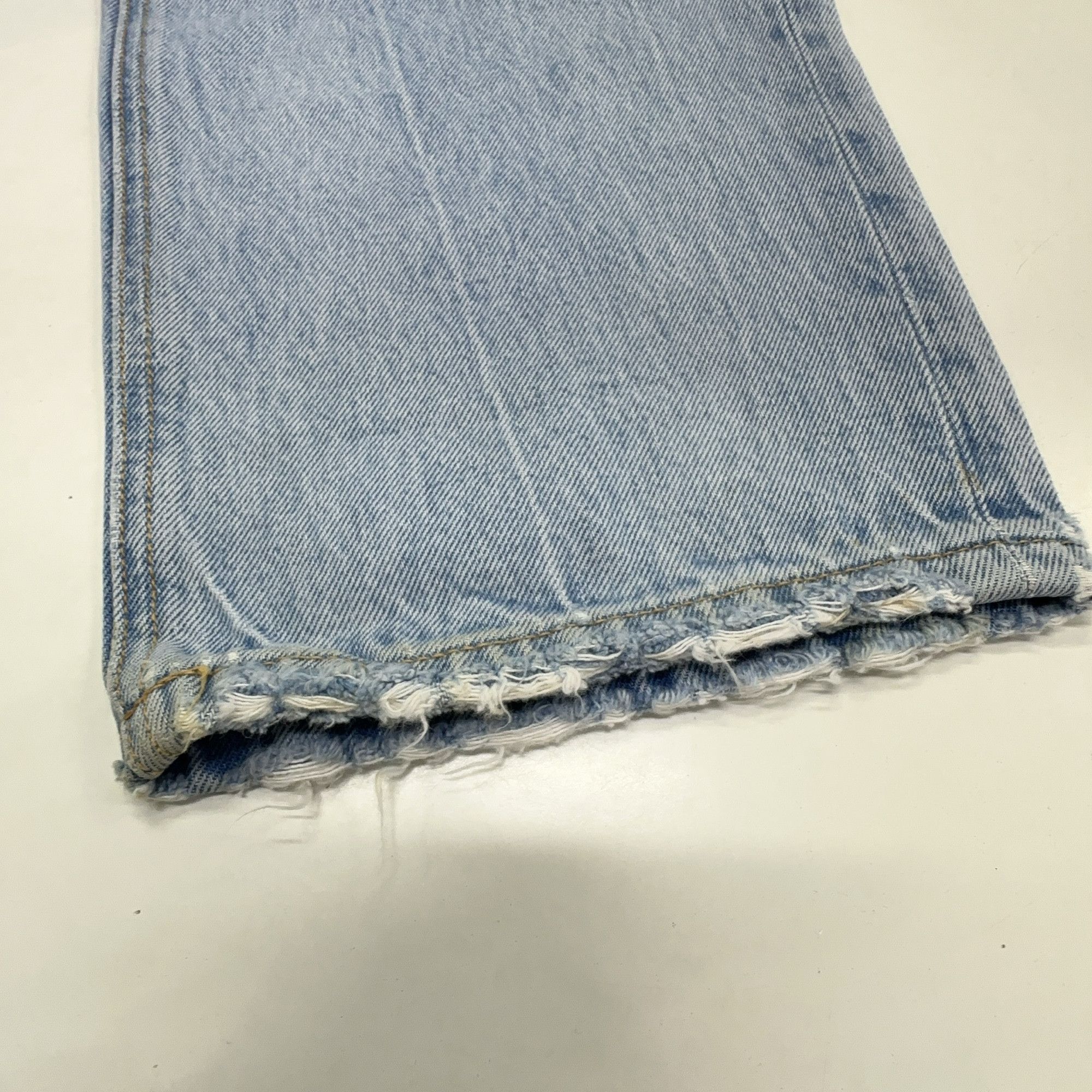 Alexander Wang Alexander Wang Distressed Jeans Size 26 Size 26" / US 2 / IT 38 - 7 Thumbnail