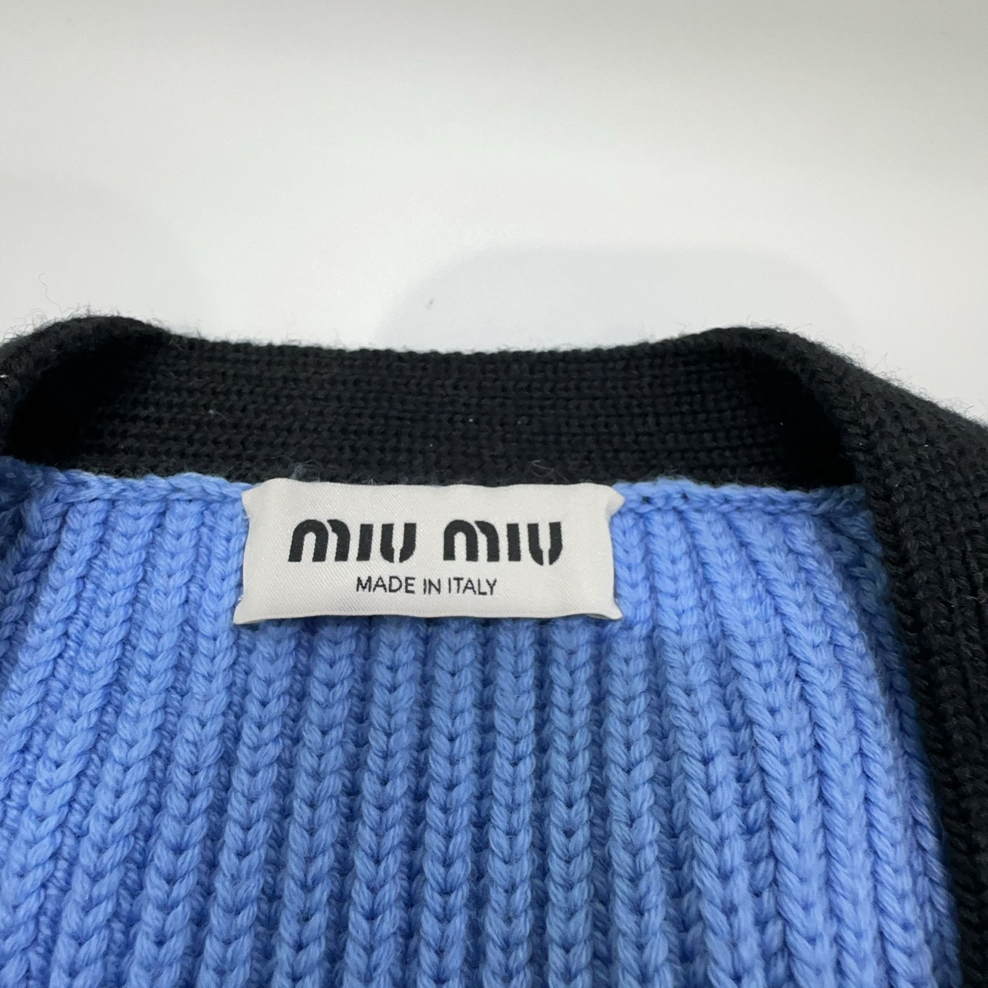 Miu Miu Miu Miu M Patch Wool Cardigan Size 36 Size XS / US 0-2 / IT 36-38 - 6 Thumbnail