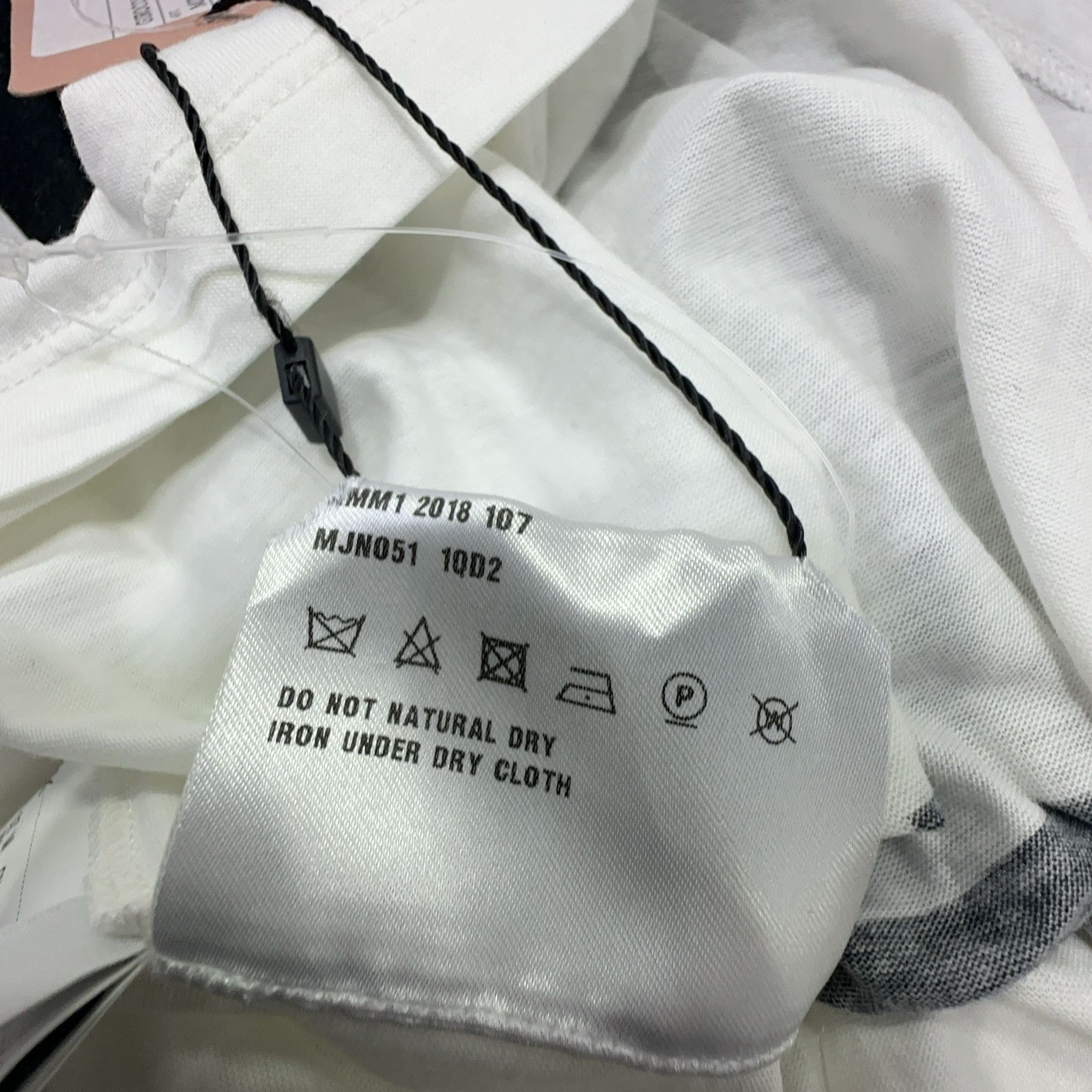 Miu Miu Miu Miu Women's Tales Graphic T-Shirt Size M Size M / US 6-8 / IT 42-44 - 3 Thumbnail