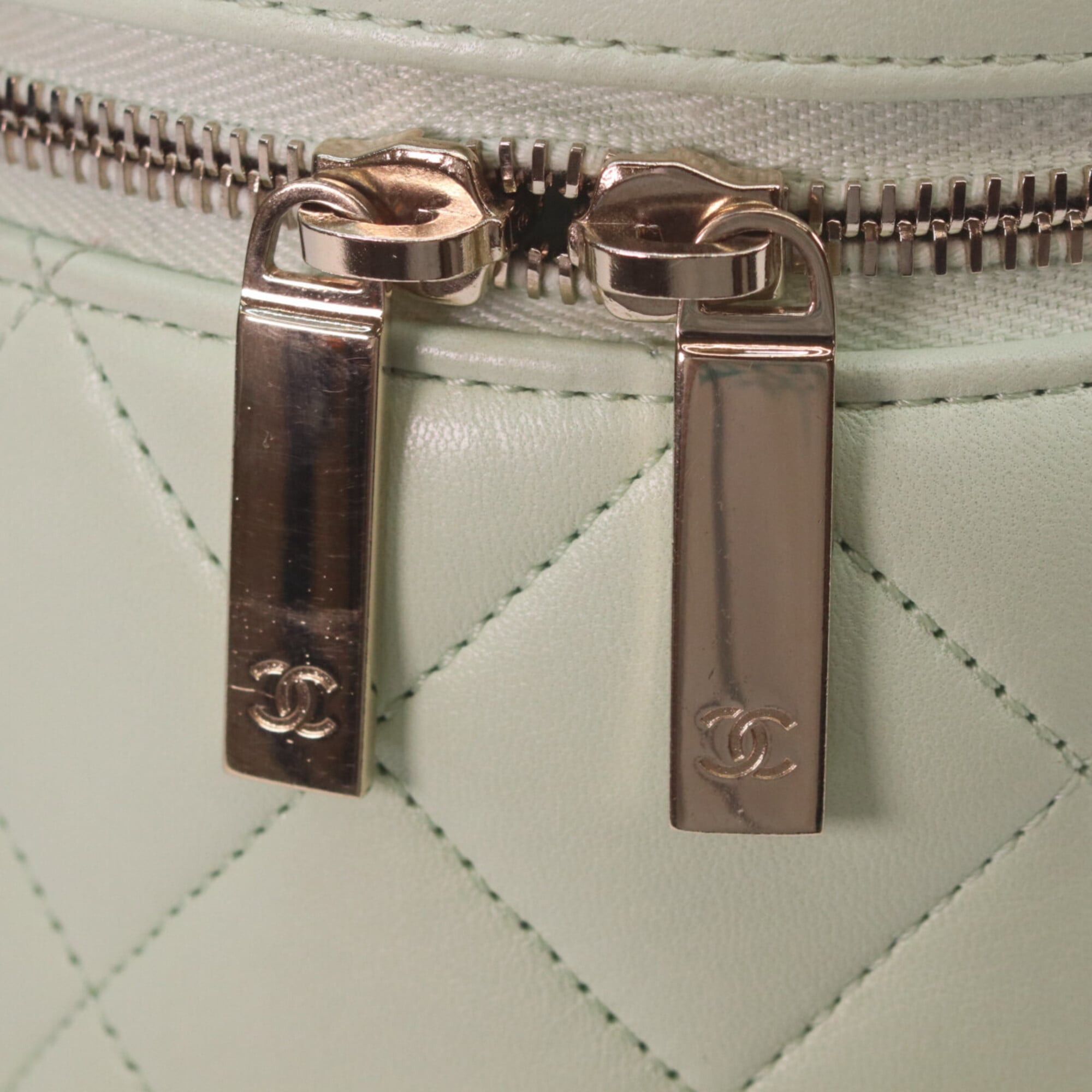 Chanel CHANEL AS1626 Lambskin Trendy CC 2-Way Vanity Shoulder Bag, Lime Green, Gold Hardware, Women's Size ONE SIZE - 8 Thumbnail