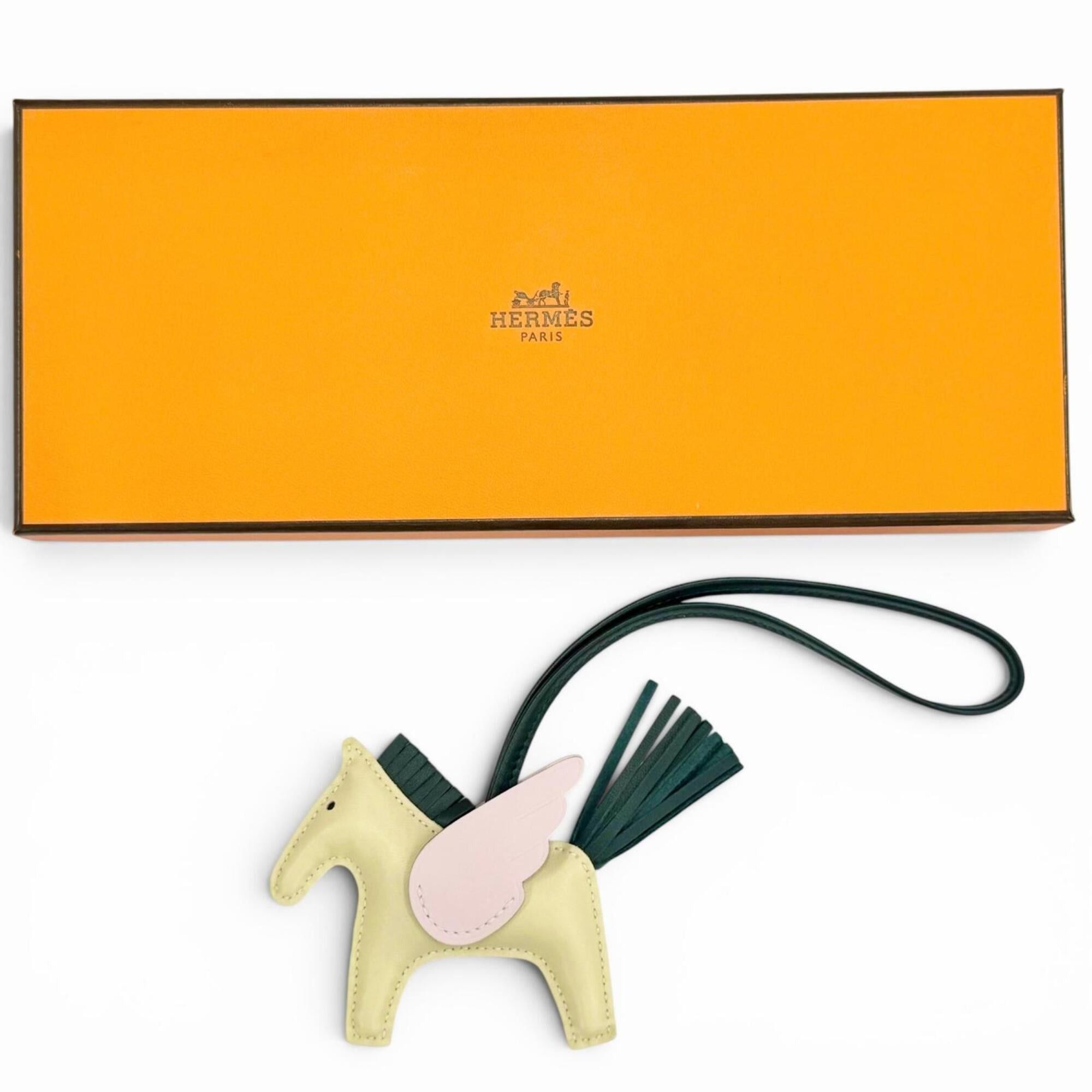 Hermes HERMES Rodeo Charm Pegasus PM Agneau Milo Swift Leather Craie Mauve Pere Vert Cypres Bag U Stamp Made in France Women's Comes with Box Highly Recommended ◎ Size ONE SIZE - 2 Thumbnail