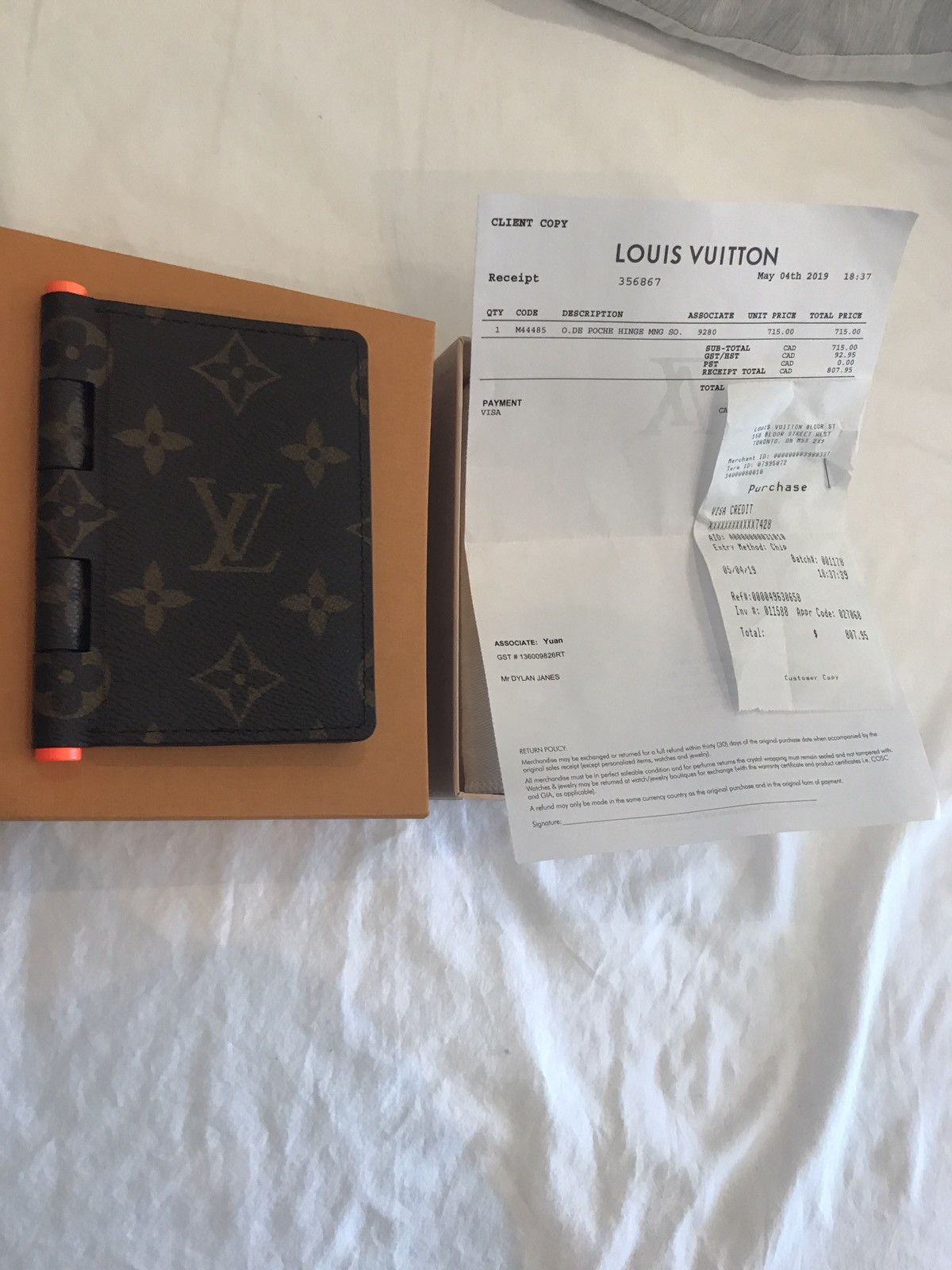 rare 2019 Louis Vuitton x Virgil Abloh SS19 Release Multipe Hinge Wallet,  Luxury, Bags & Wallets on Carousell