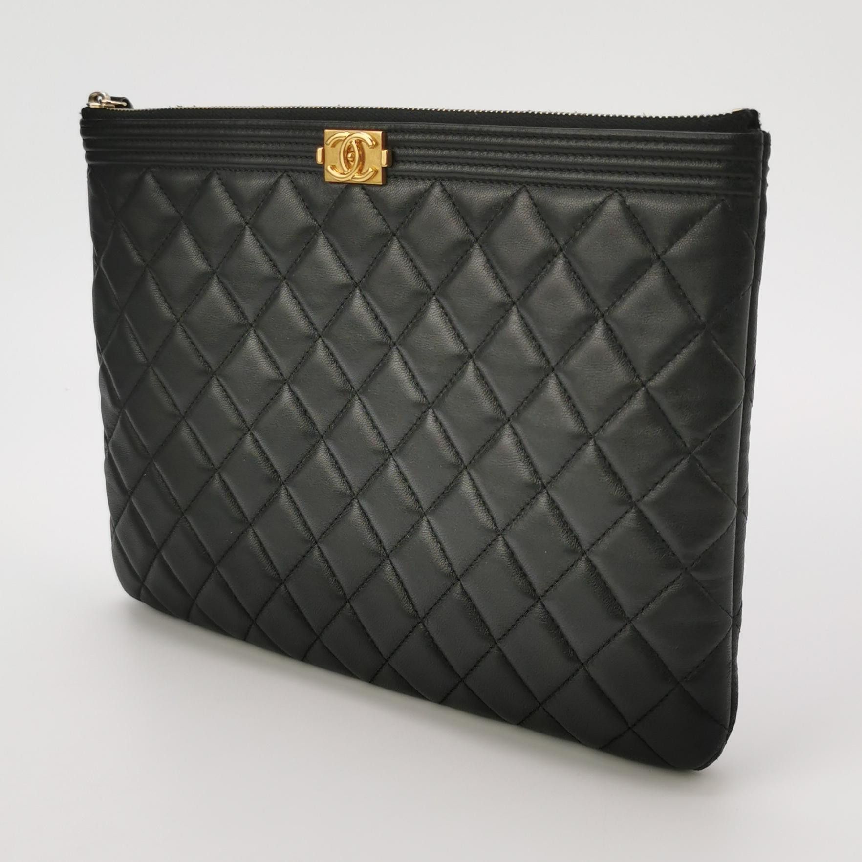 Chanel Chanel Women os Clutches Size ONE SIZE - 2 Thumbnail