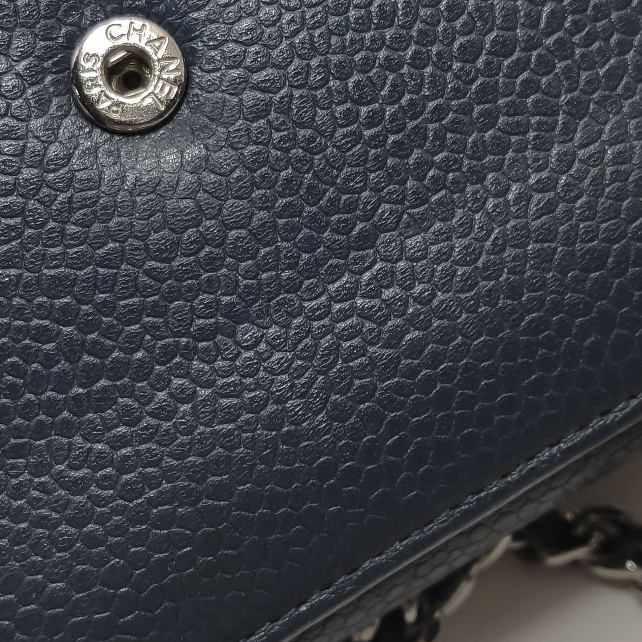 Chanel Chanel Women os Crossbody Bags Size ONE SIZE - 21 Thumbnail