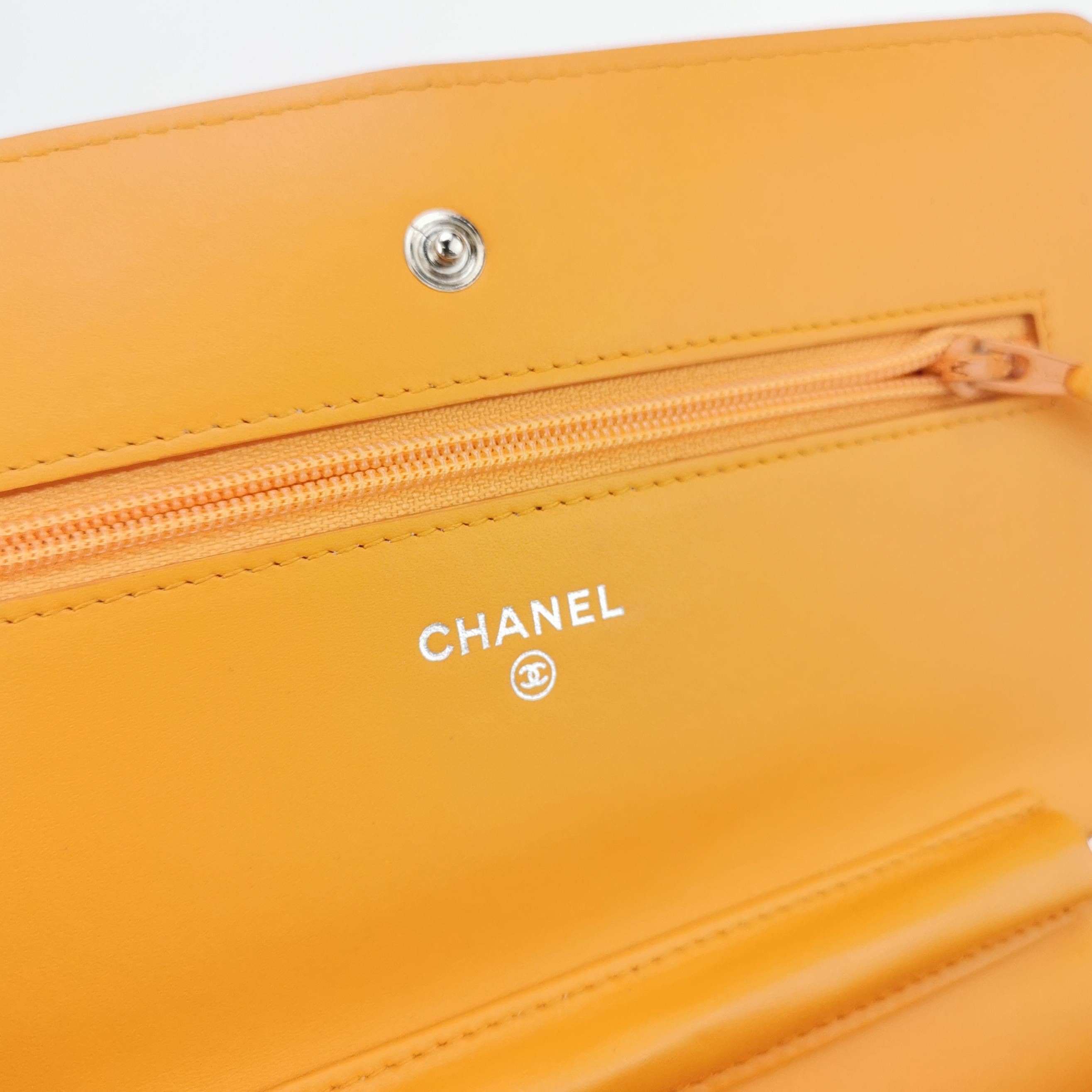 Chanel Chanel Women os Crossbody Bags Size ONE SIZE - 8 Thumbnail