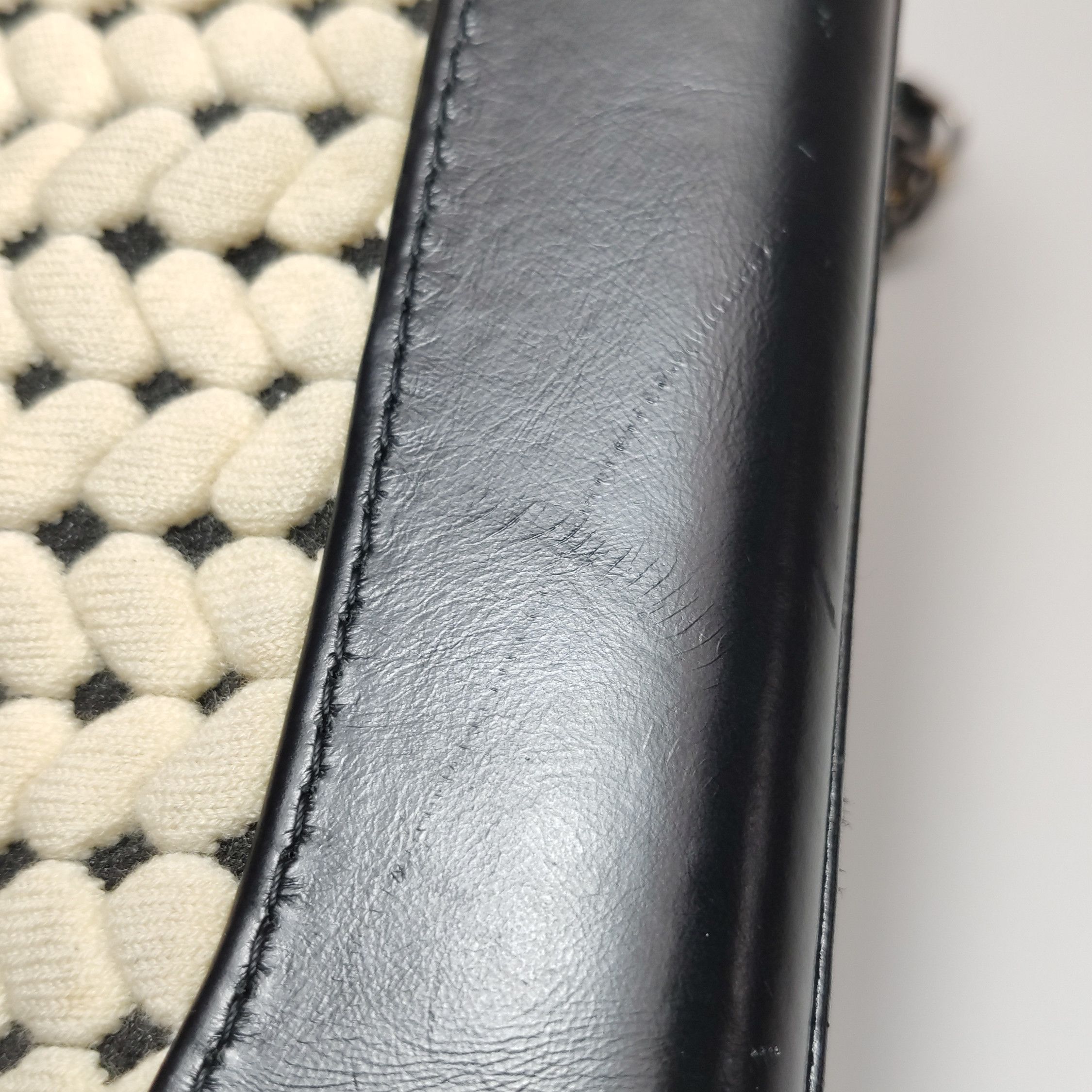 Chanel Chanel Women os Shoulder Bags Size ONE SIZE - 16 Thumbnail