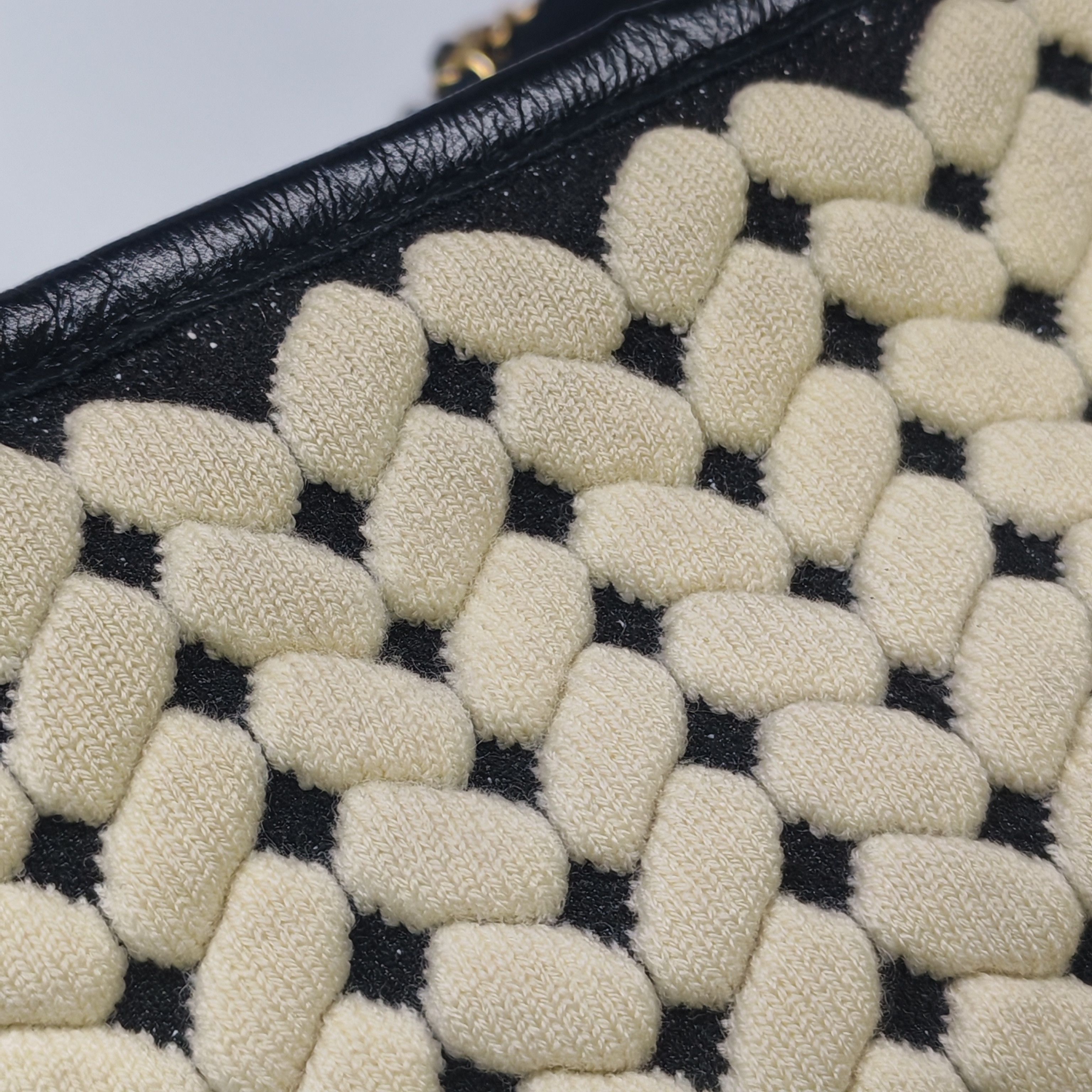 Chanel Chanel Women os Shoulder Bags Size ONE SIZE - 15 Thumbnail