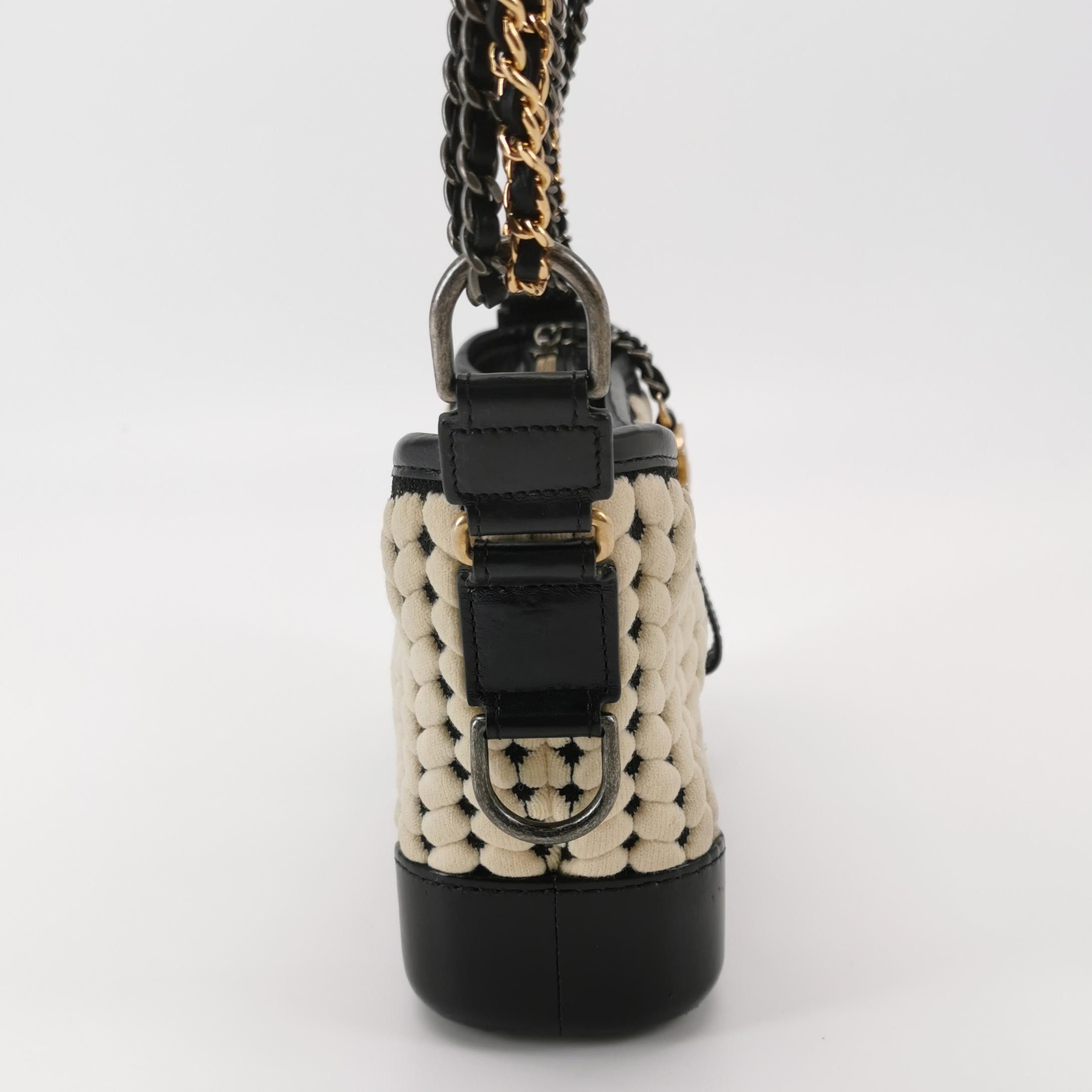Chanel Chanel Women os Shoulder Bags Size ONE SIZE - 4 Thumbnail
