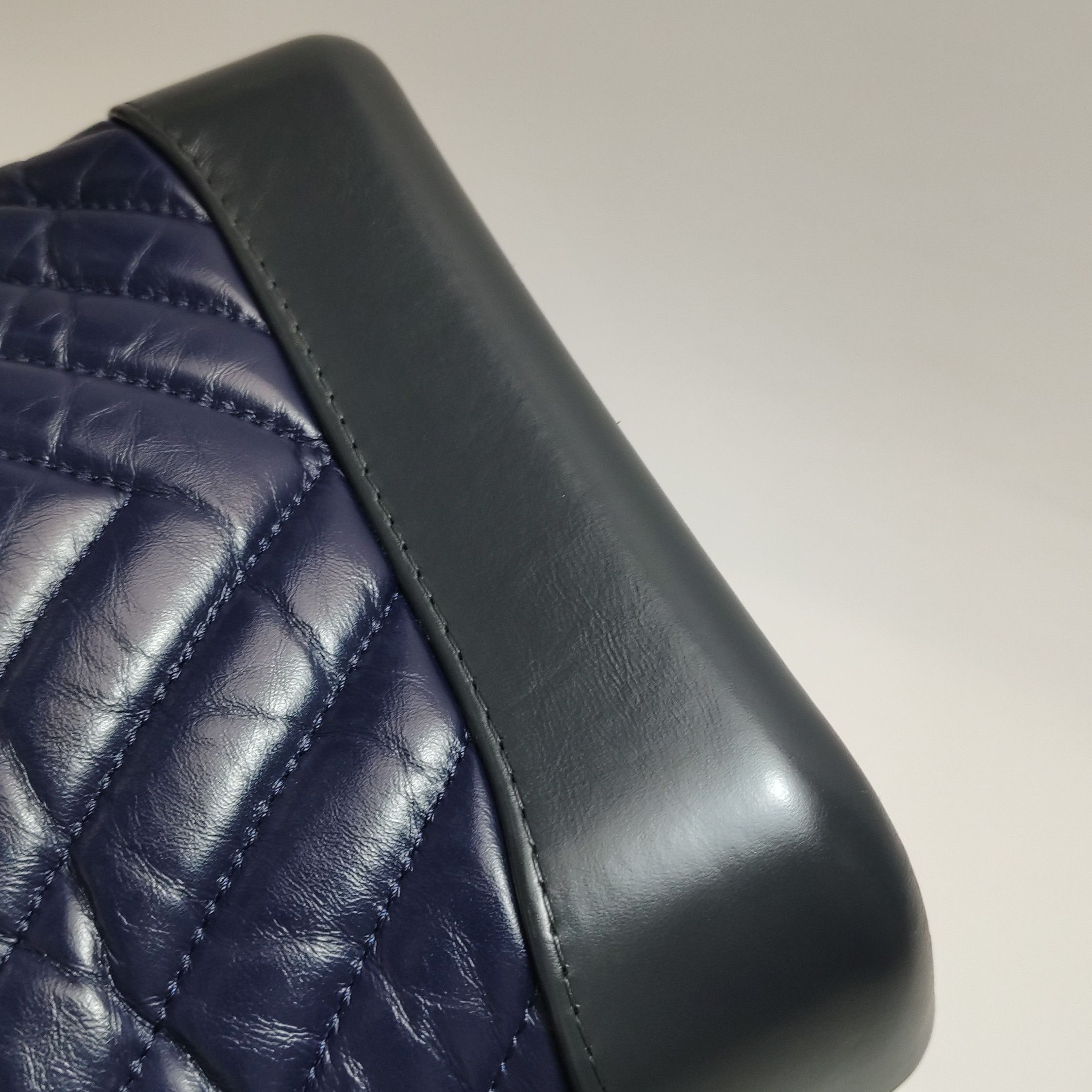 Chanel Chanel Women os Crossbody Bags Size ONE SIZE - 23 Thumbnail