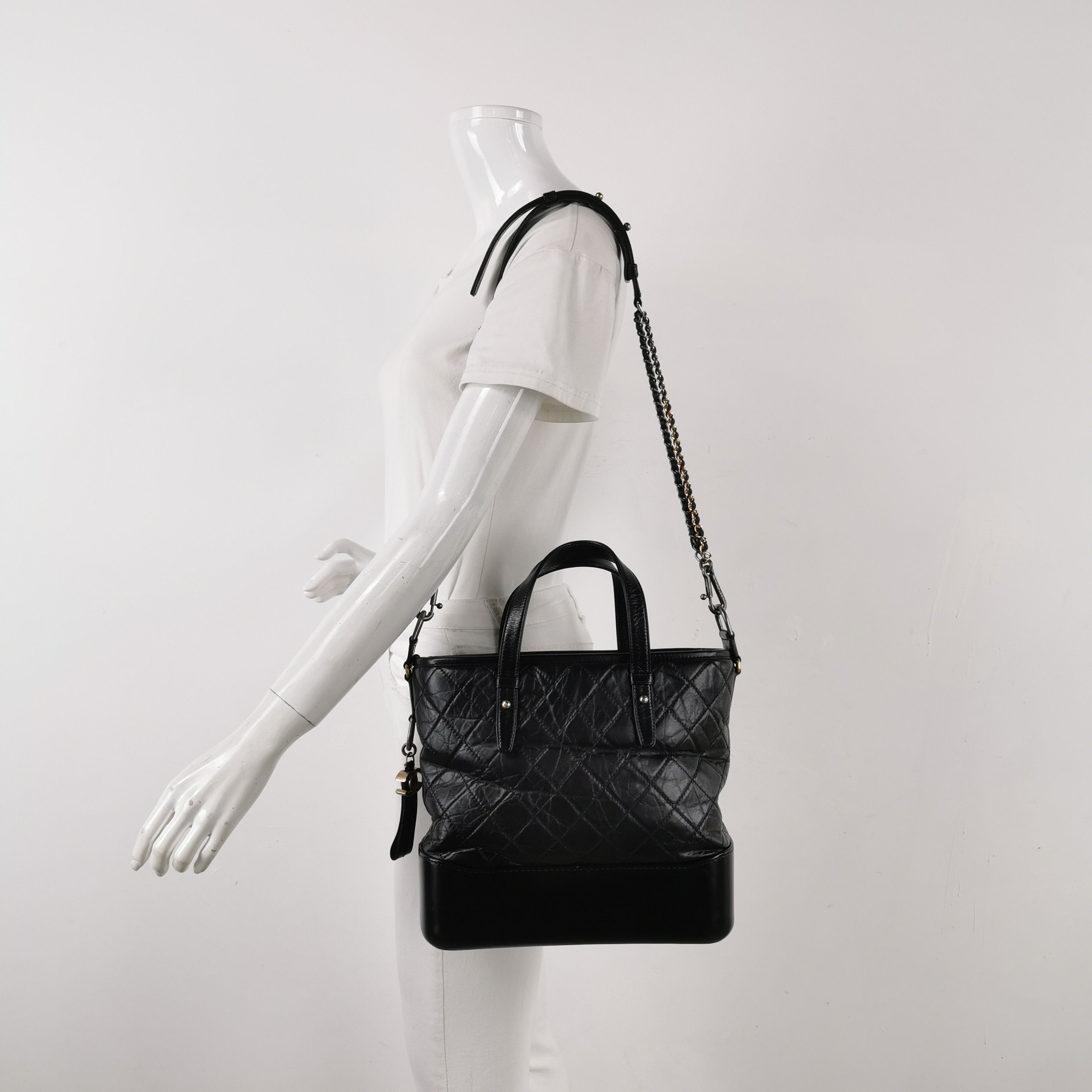 Chanel Chanel Women os Shoulder Bags Size ONE SIZE - 2 Thumbnail