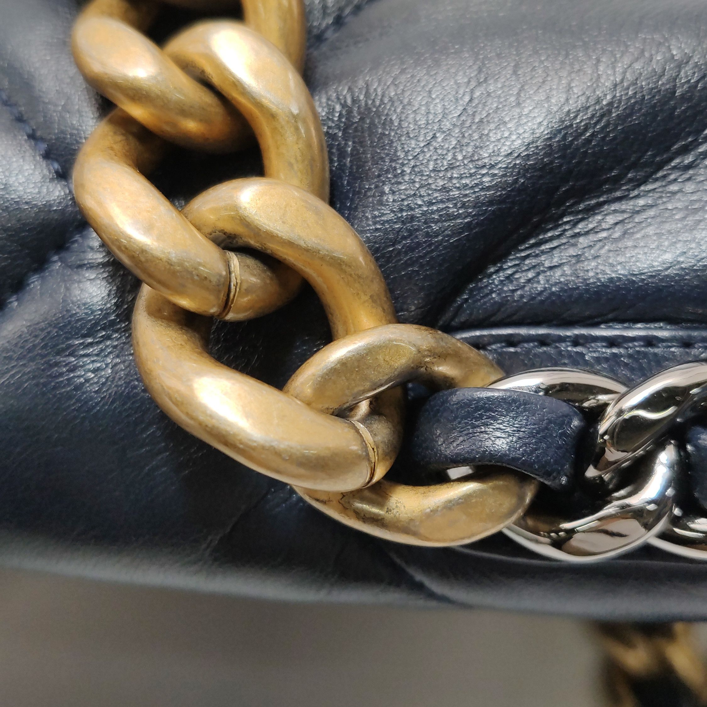 Chanel Chanel Women os Shoulder Bags Size ONE SIZE - 14 Thumbnail