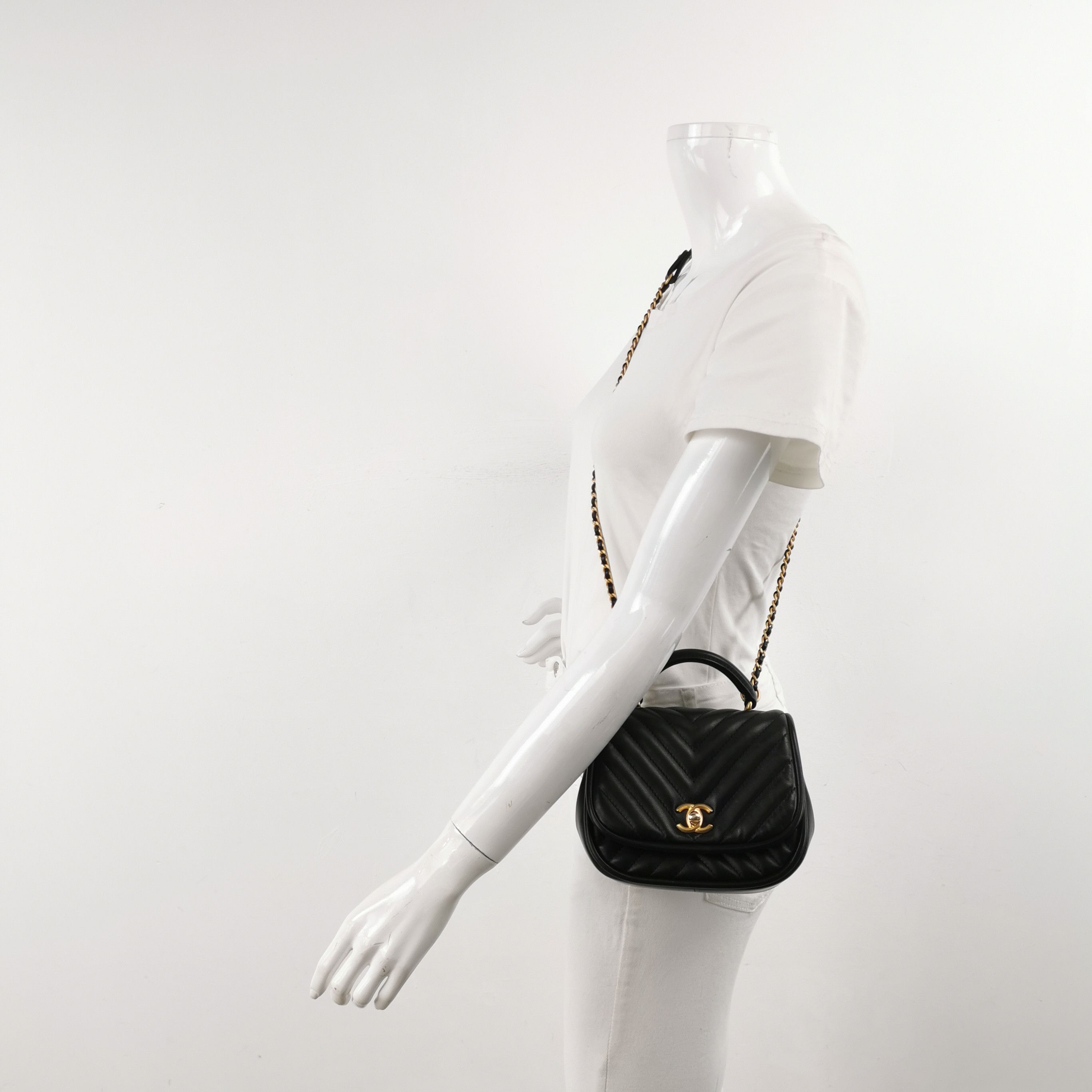 Chanel Chanel Women os Shoulder Bags Size ONE SIZE - 2 Thumbnail