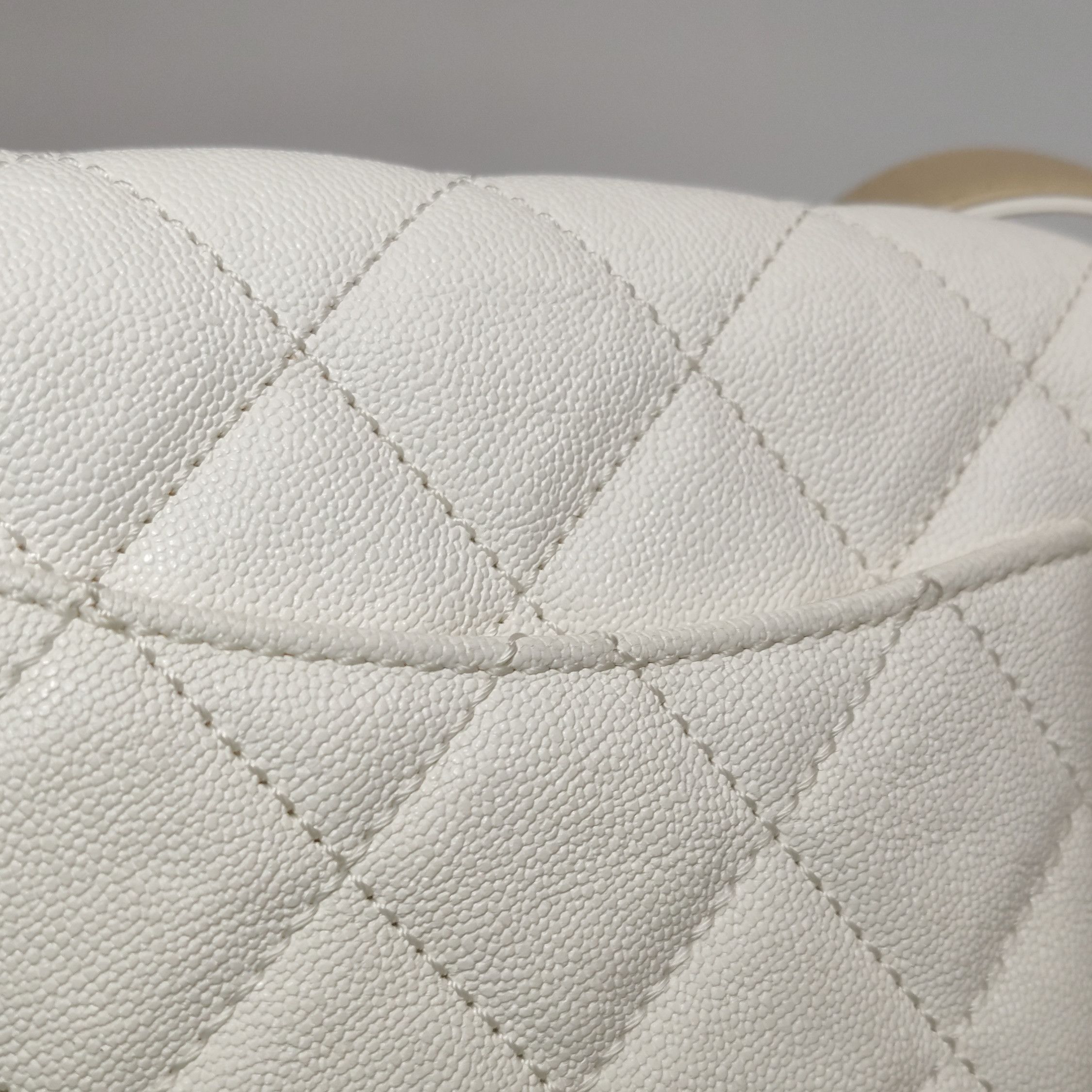 Chanel Chanel Women os Shoulder Bags Size ONE SIZE - 21 Thumbnail