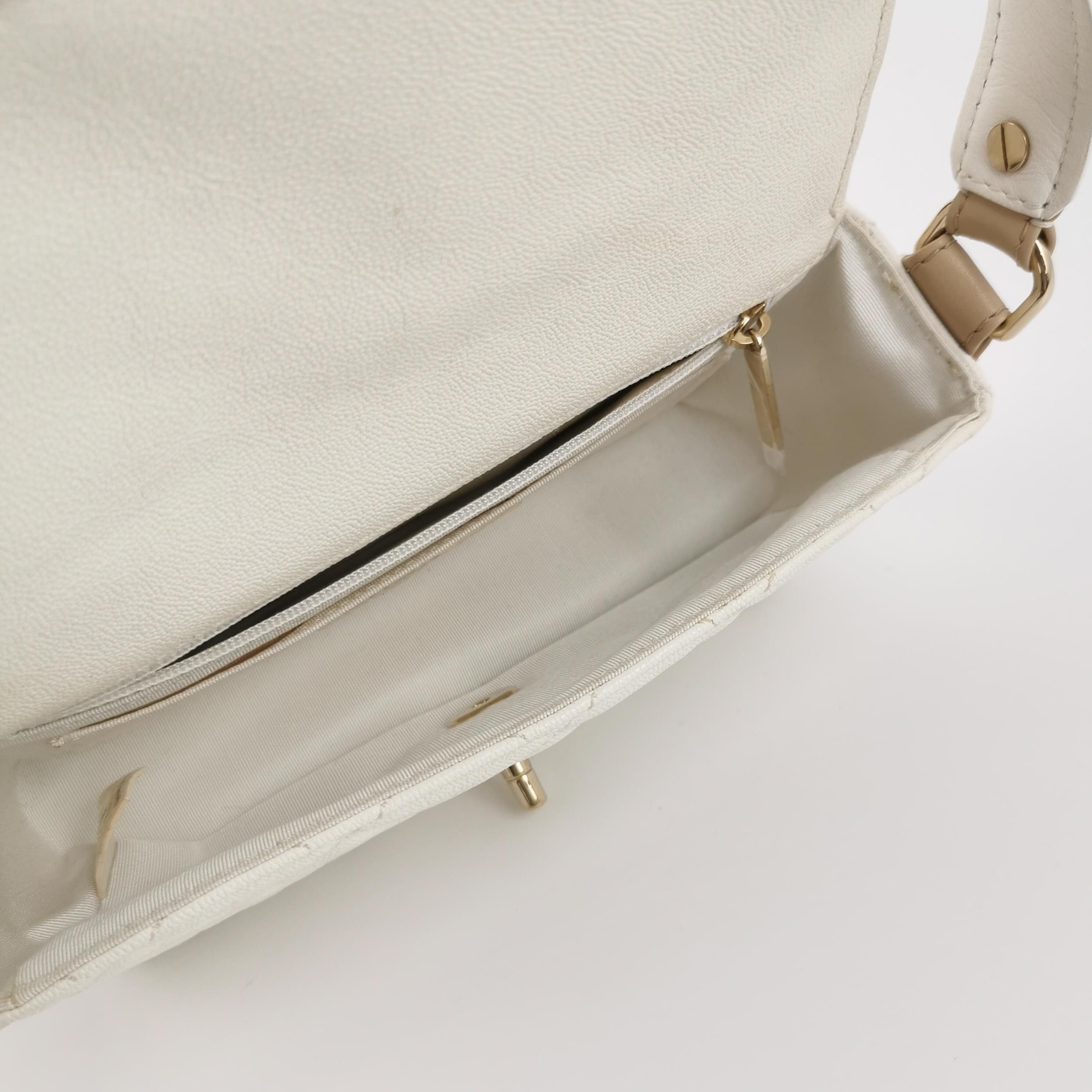 Chanel Chanel Women os Shoulder Bags Size ONE SIZE - 7 Thumbnail