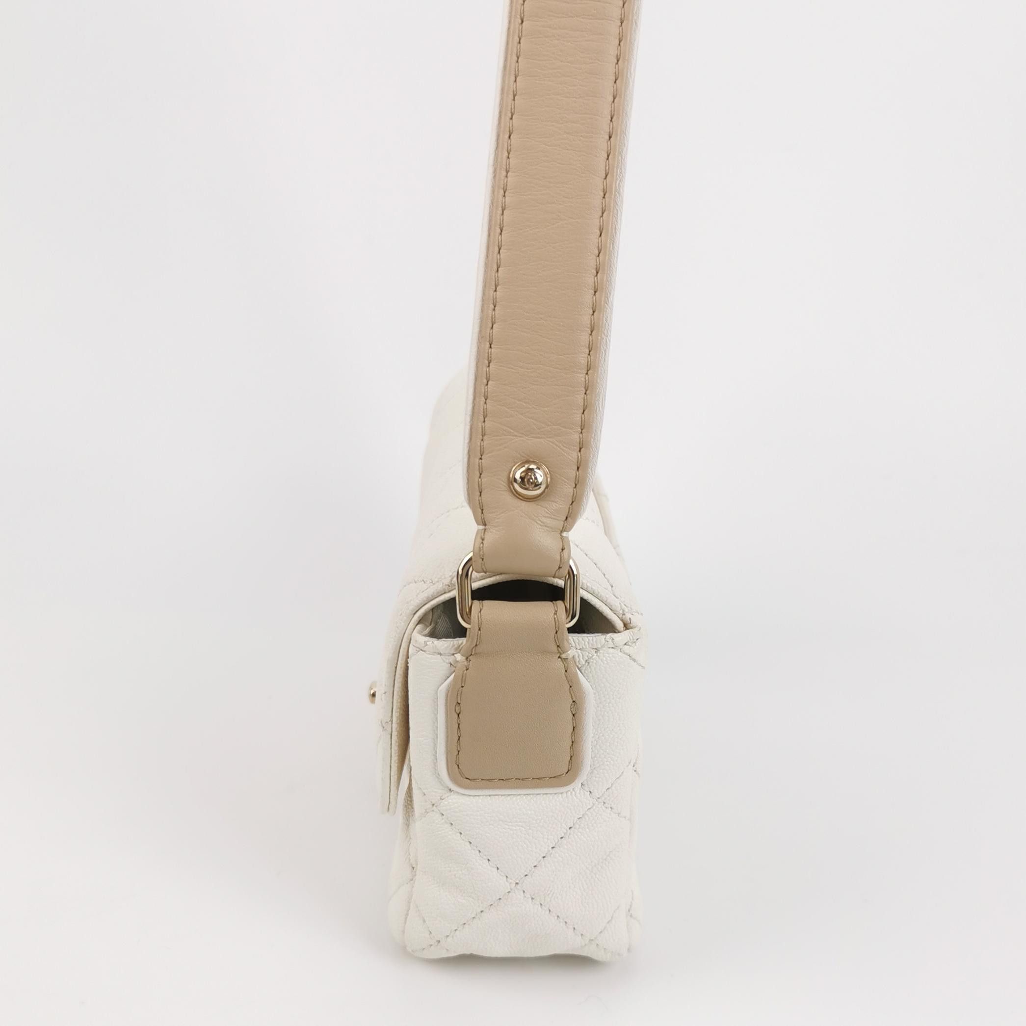Chanel Chanel Women os Shoulder Bags Size ONE SIZE - 3 Thumbnail