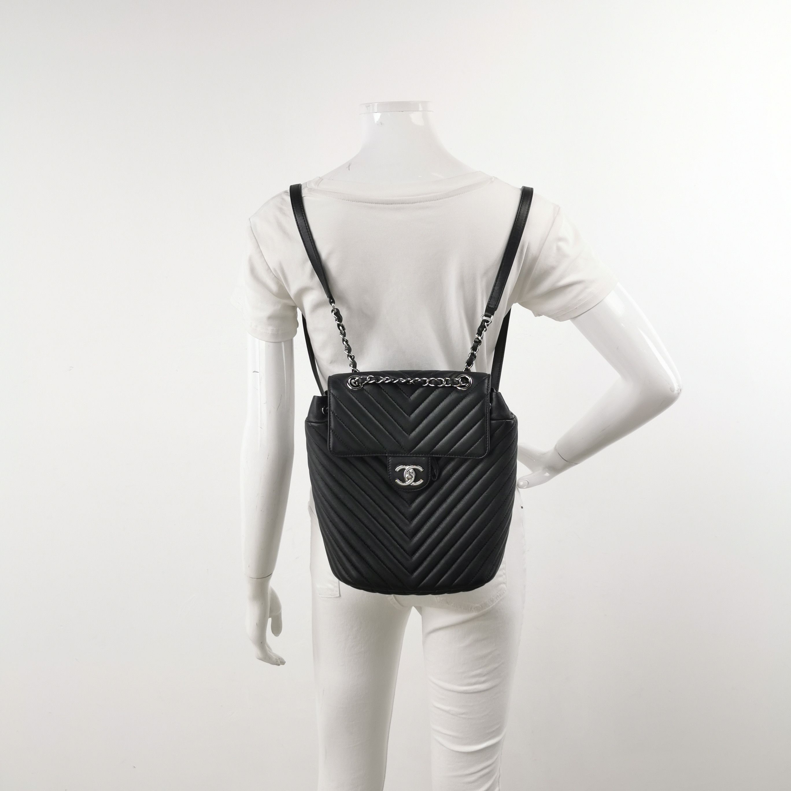 Chanel Chanel Women os Backpacks Size ONE SIZE - 2 Thumbnail