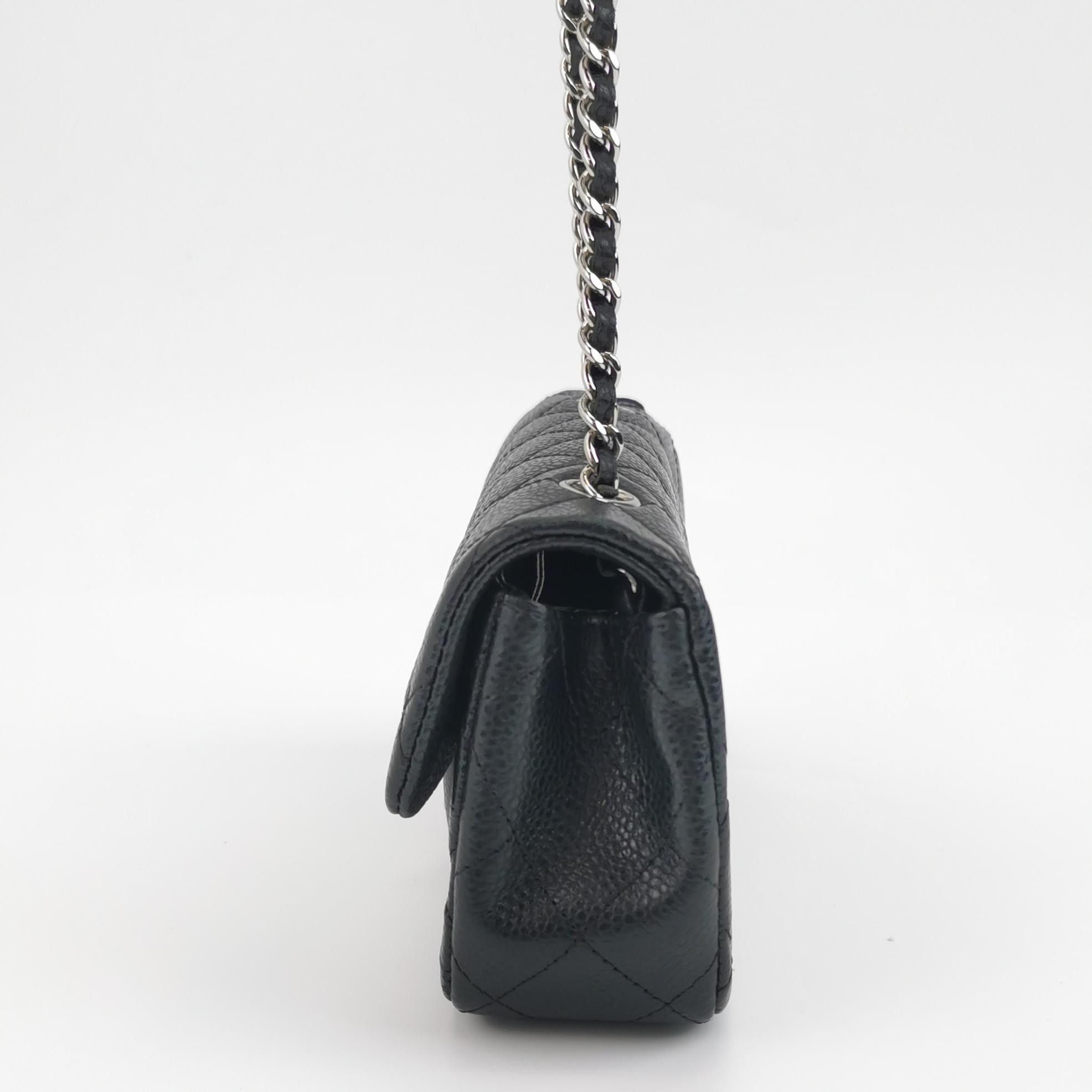 Chanel Chanel Women os Crossbody Bags Size ONE SIZE - 3 Thumbnail