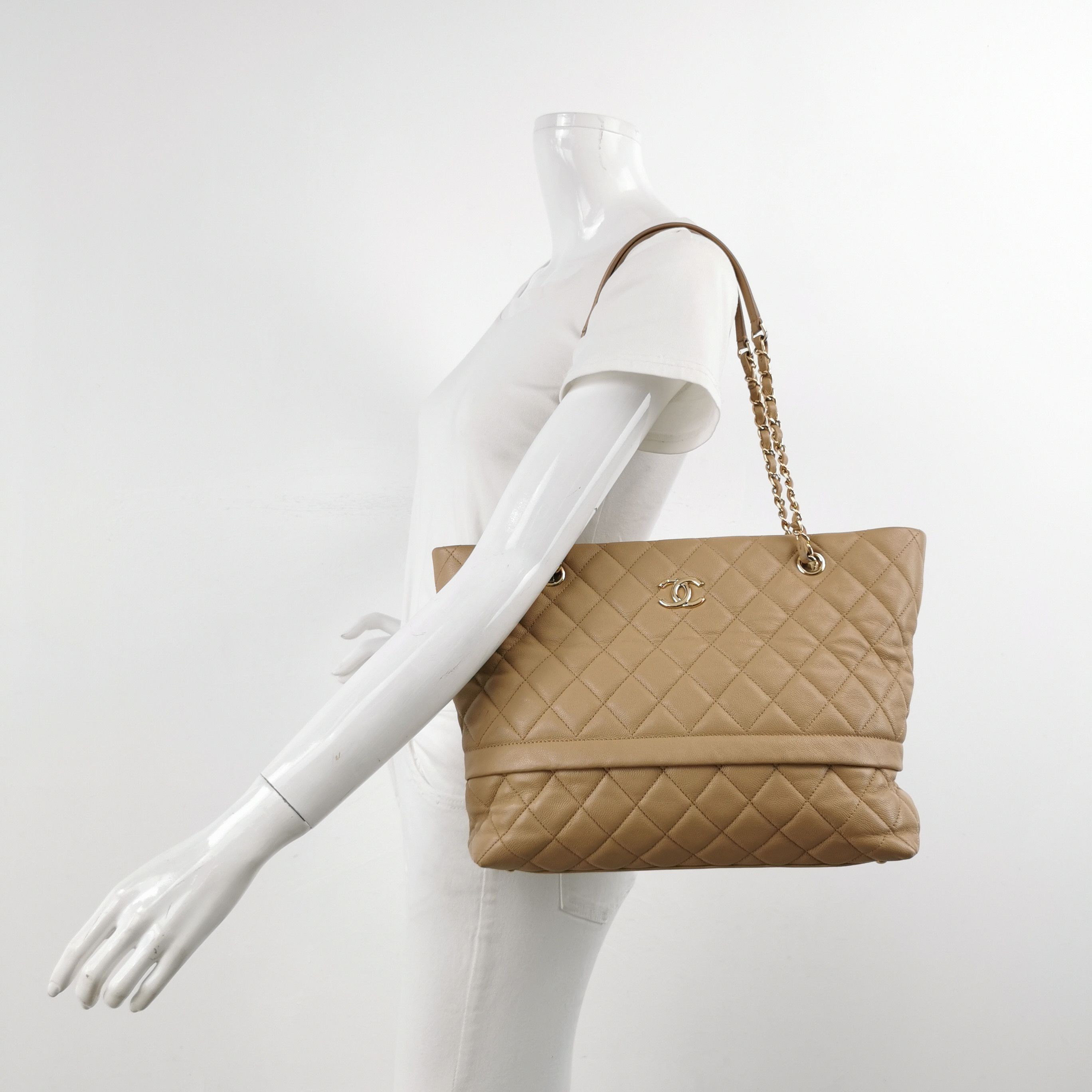 Chanel Chanel Women os Shoulder Bags Size ONE SIZE - 2 Thumbnail