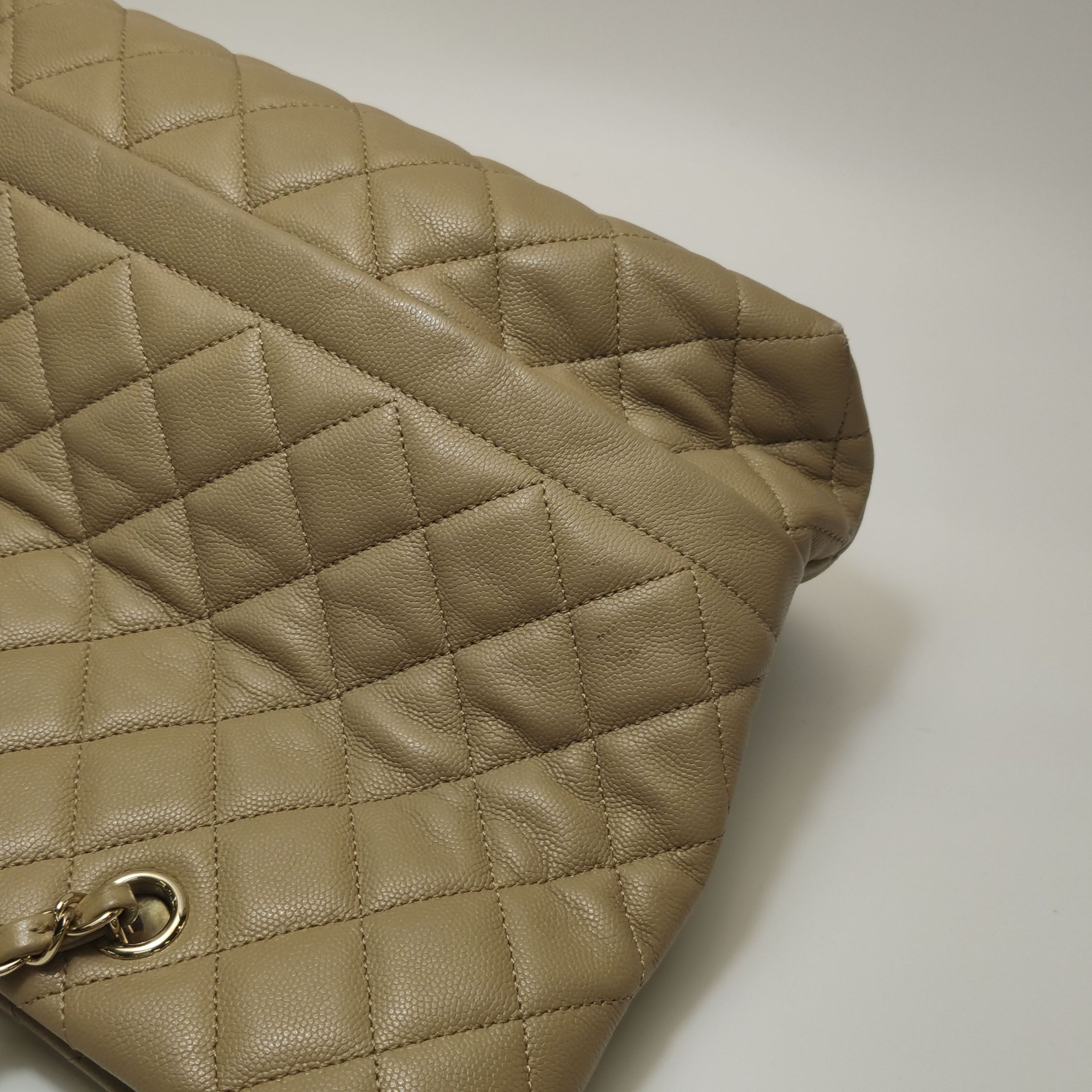Chanel Chanel Women os Shoulder Bags Size ONE SIZE - 23 Thumbnail