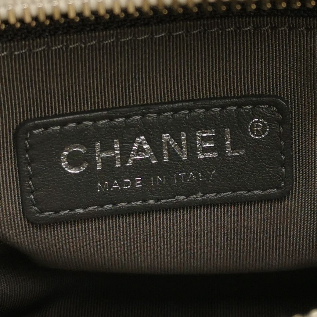 Chanel Chanel Women os Shoulder Bags Size ONE SIZE - 8 Thumbnail