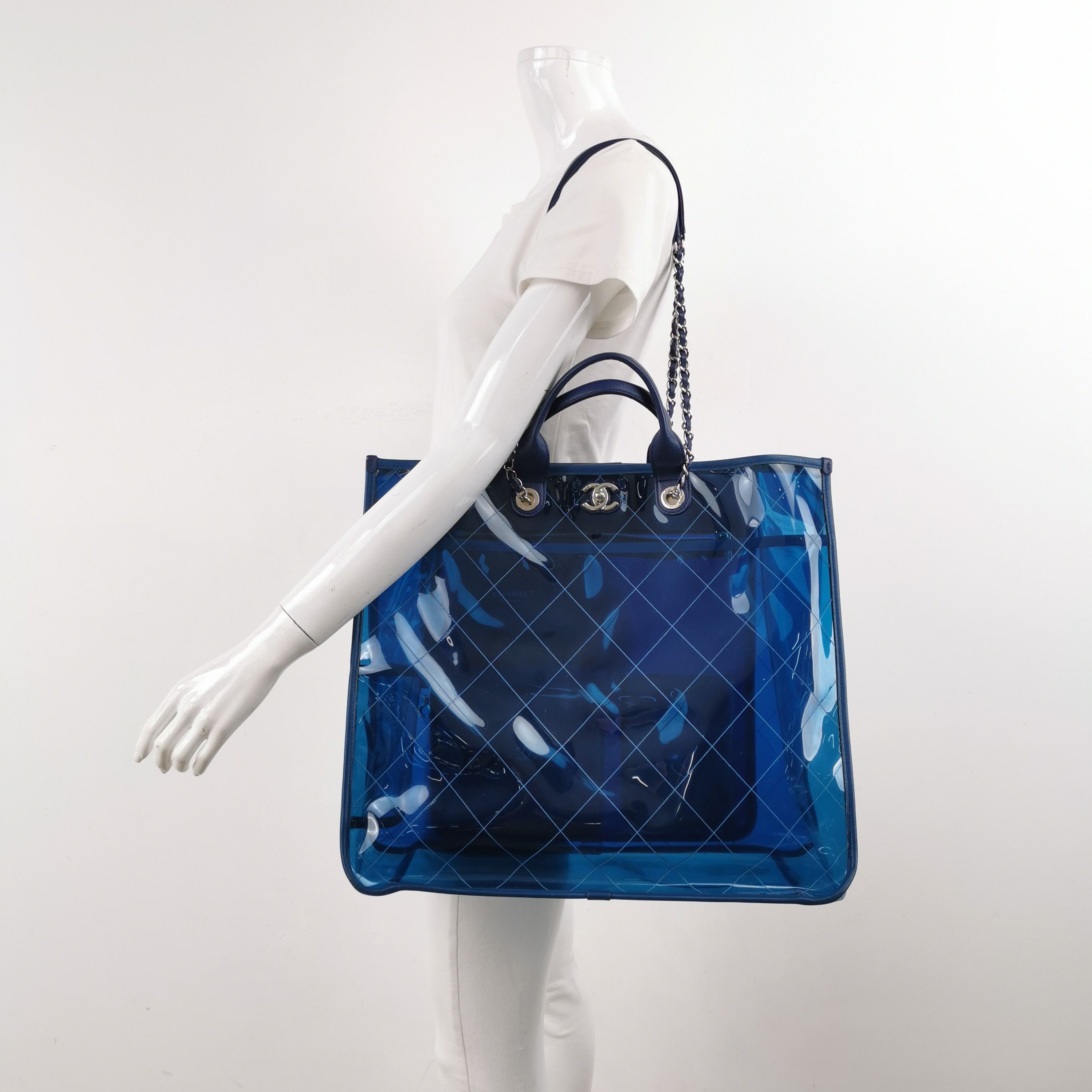 Chanel Chanel Women os Shoulder Bags Size ONE SIZE - 2 Thumbnail