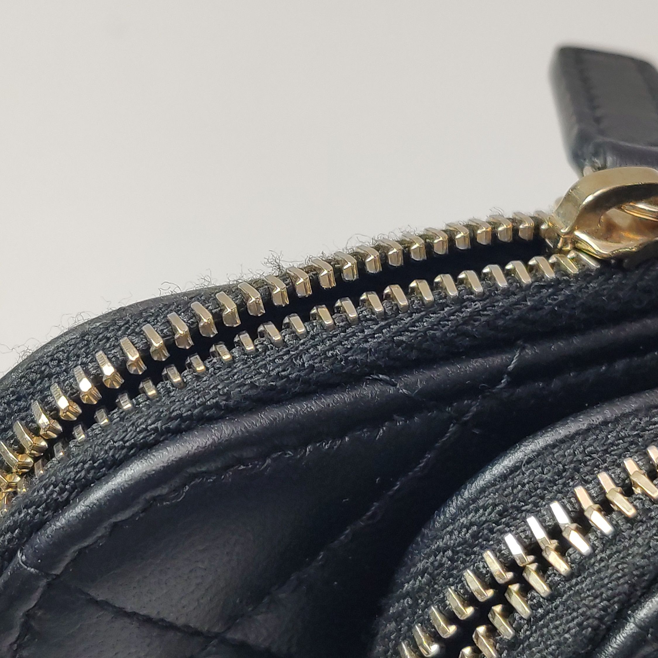 Chanel Chanel Women os Crossbody Bags Size ONE SIZE - 15 Thumbnail