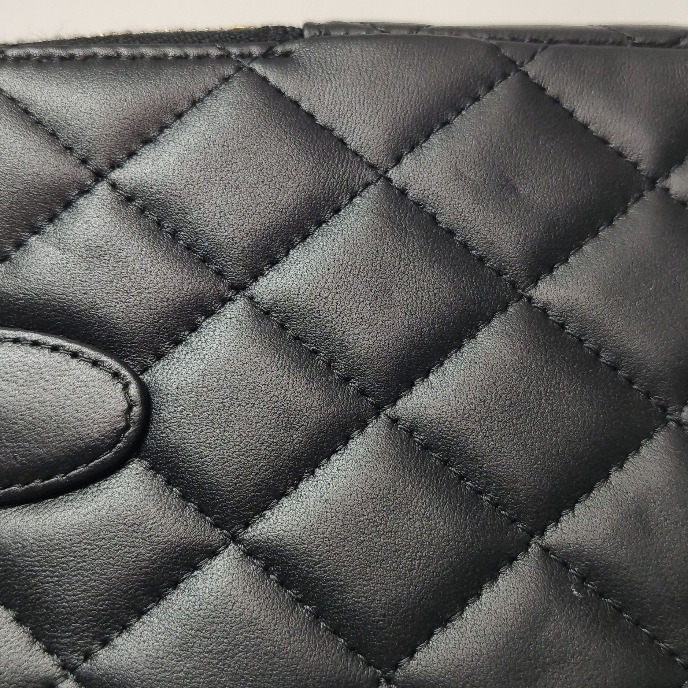 Chanel Chanel Women os Crossbody Bags Size ONE SIZE - 14 Thumbnail