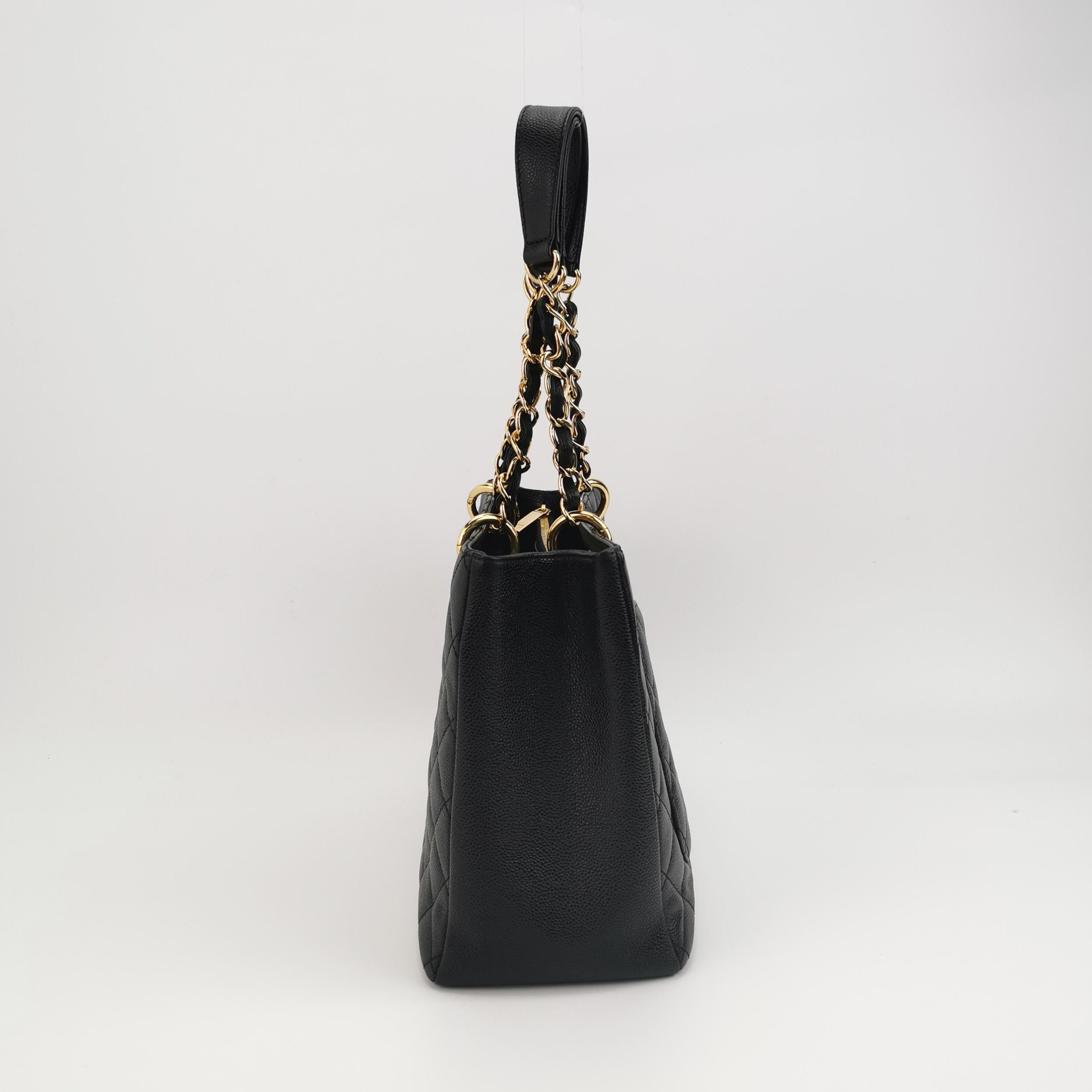 Chanel Chanel Women os Shoulder Bags Size ONE SIZE - 3 Thumbnail