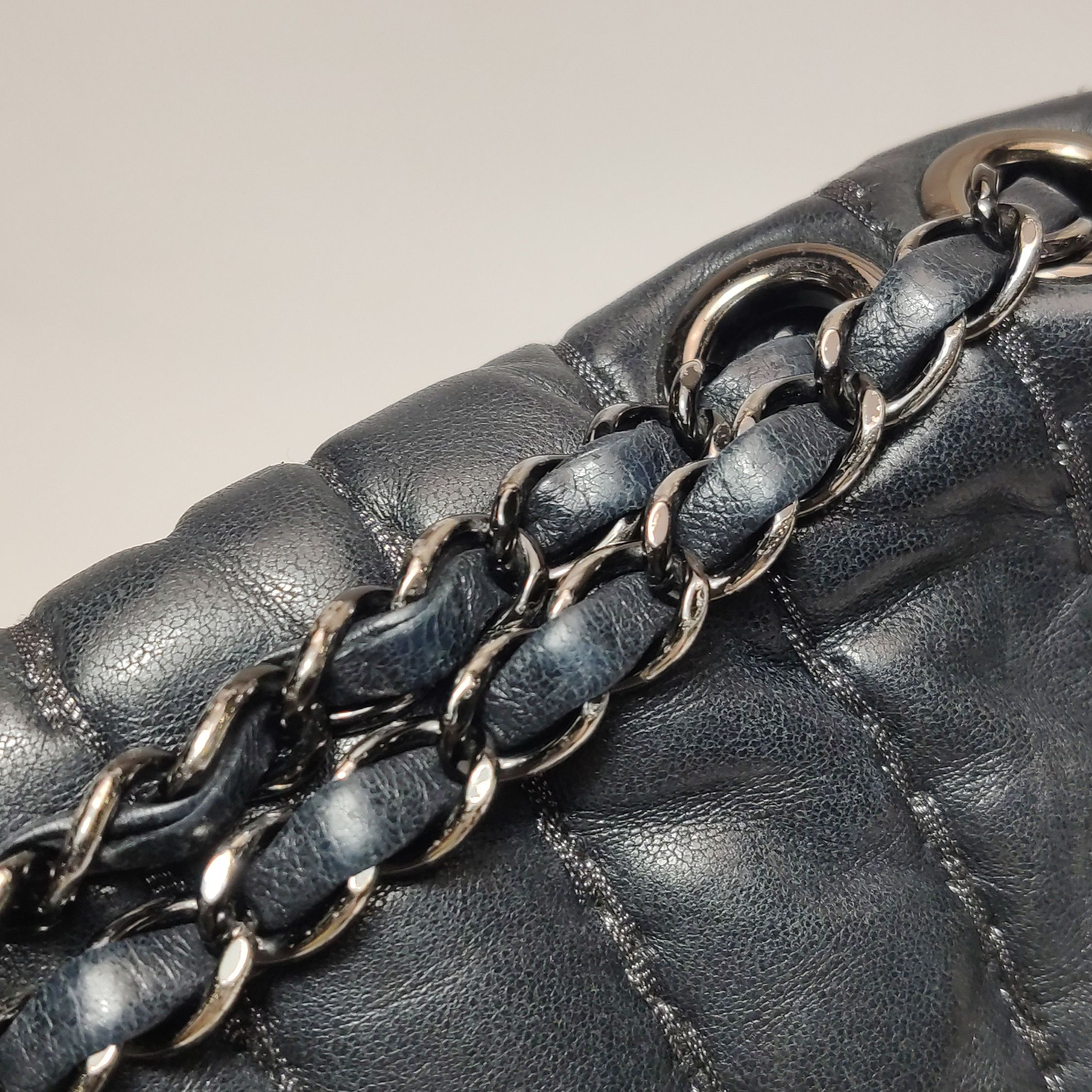 Chanel Chanel Women os Shoulder Bags Size ONE SIZE - 14 Thumbnail