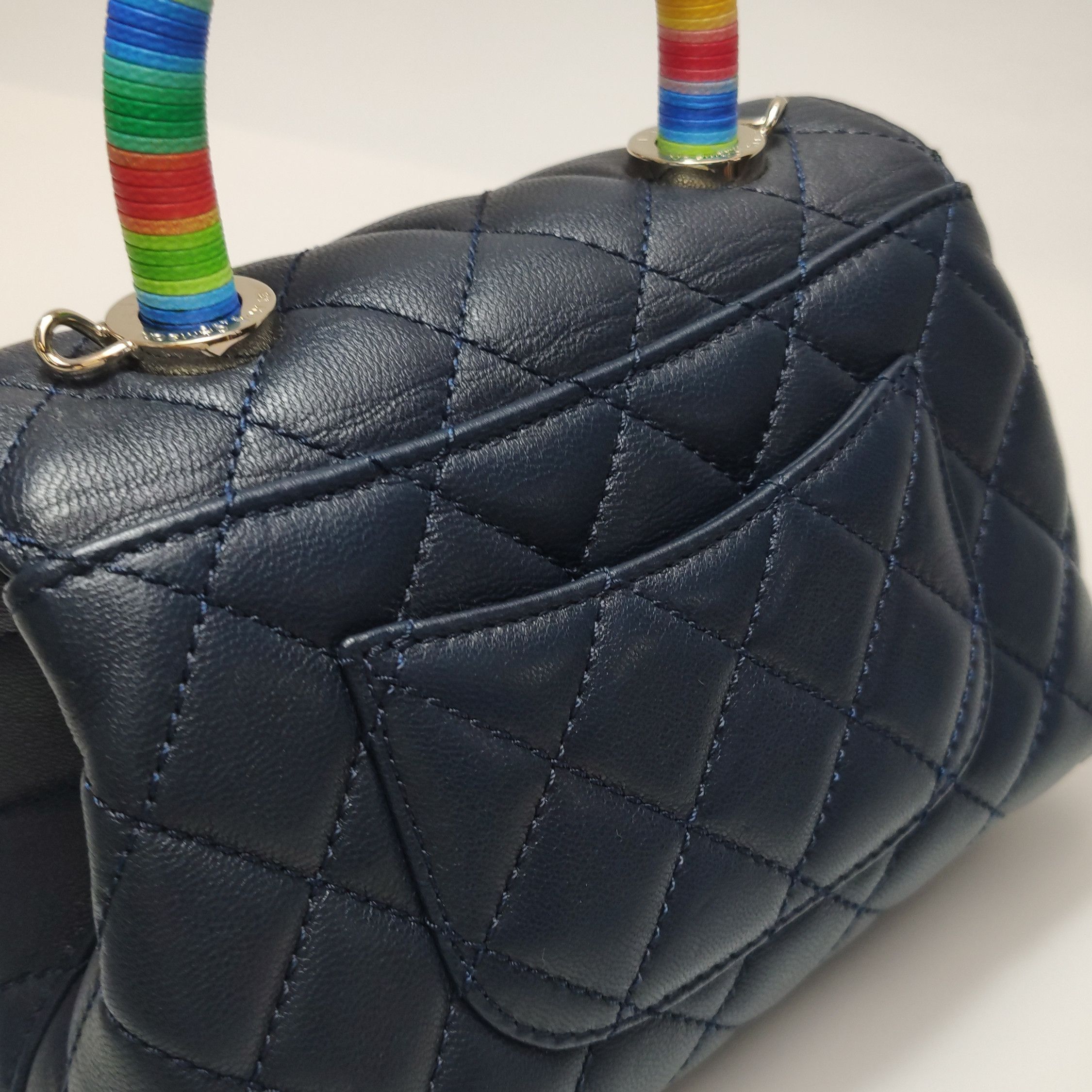 Chanel Chanel Women os Crossbody Bags Size ONE SIZE - 22 Thumbnail