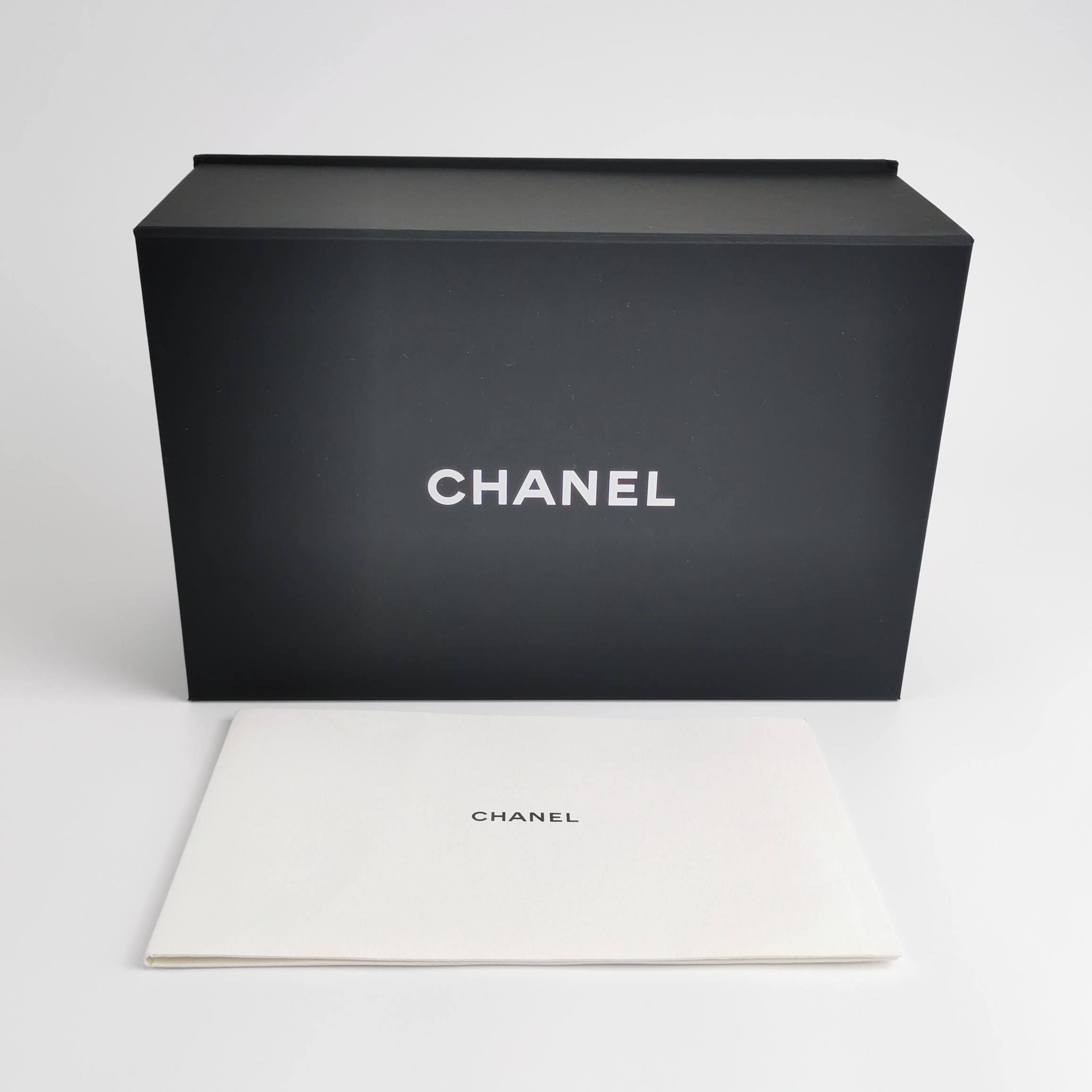 Chanel Chanel Women os Shoulder Bags Size ONE SIZE - 9 Thumbnail