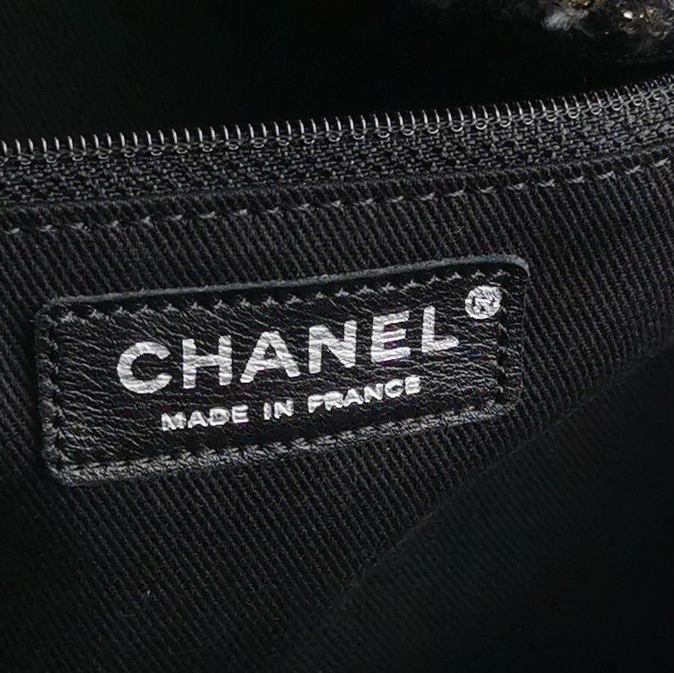 Chanel Chanel Women os Shoulder Bags Size ONE SIZE - 8 Thumbnail