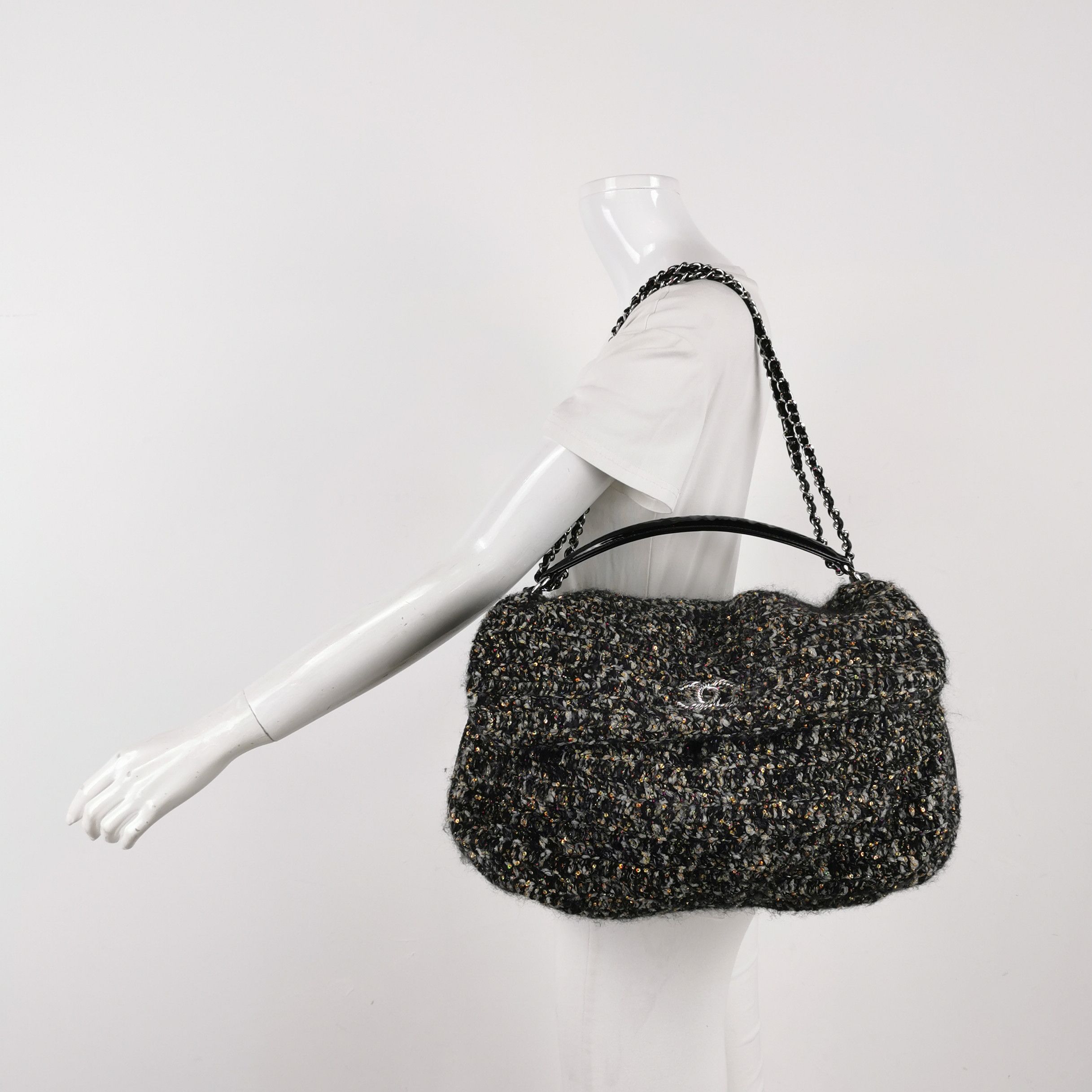 Chanel Chanel Women os Shoulder Bags Size ONE SIZE - 2 Thumbnail