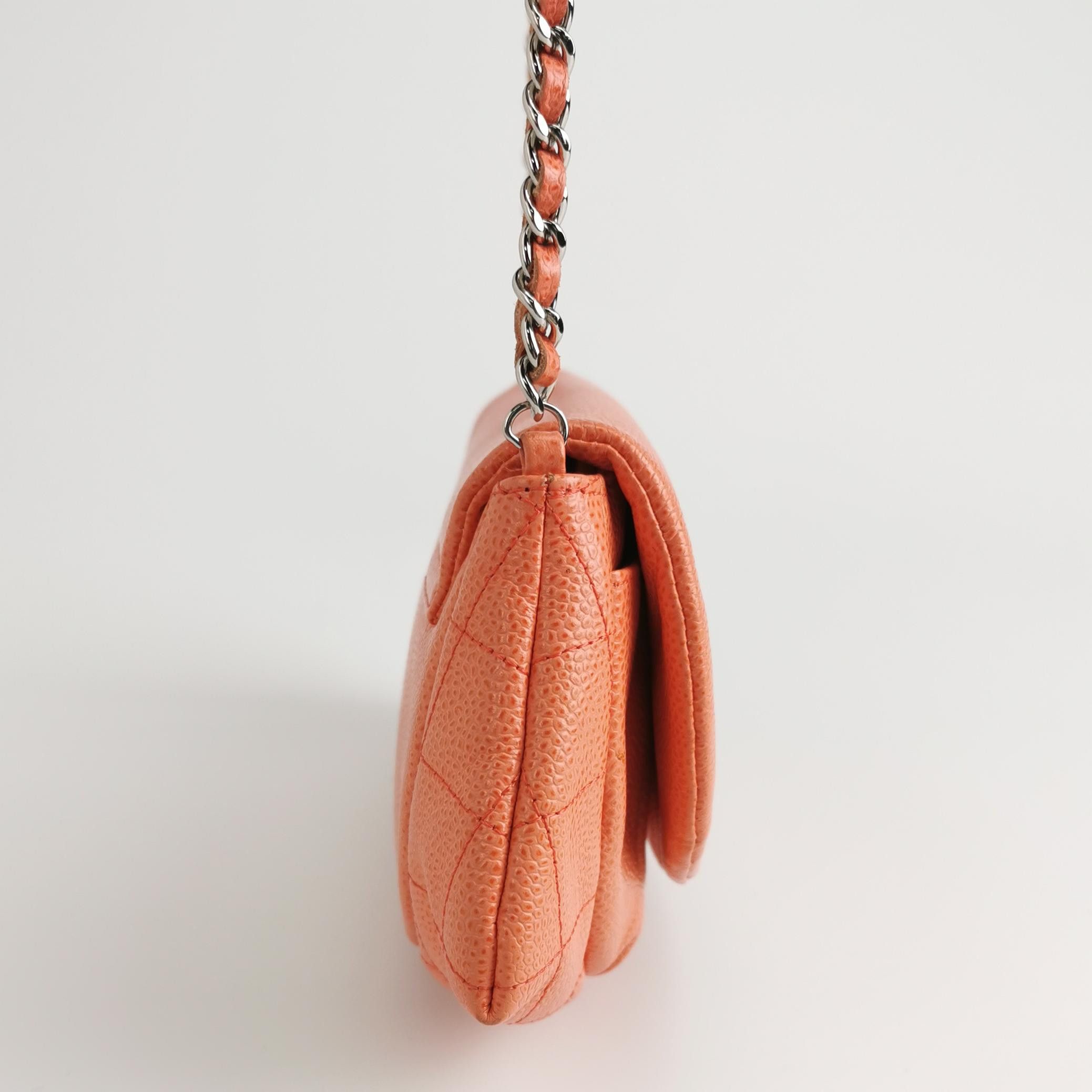 Chanel Chanel Women os Crossbody Bags Size ONE SIZE - 4 Thumbnail