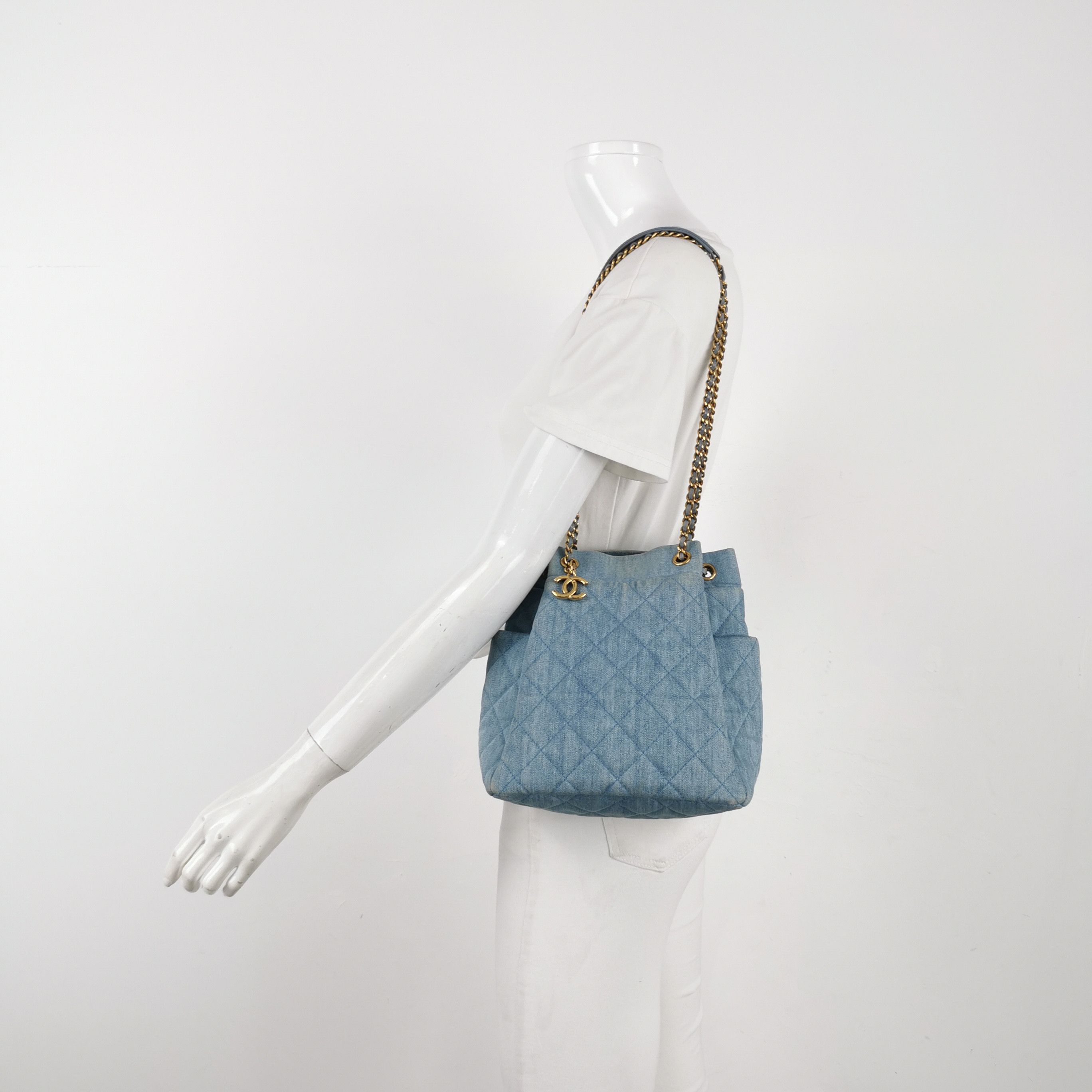 Chanel Chanel Women os Shoulder Bags Size ONE SIZE - 2 Thumbnail