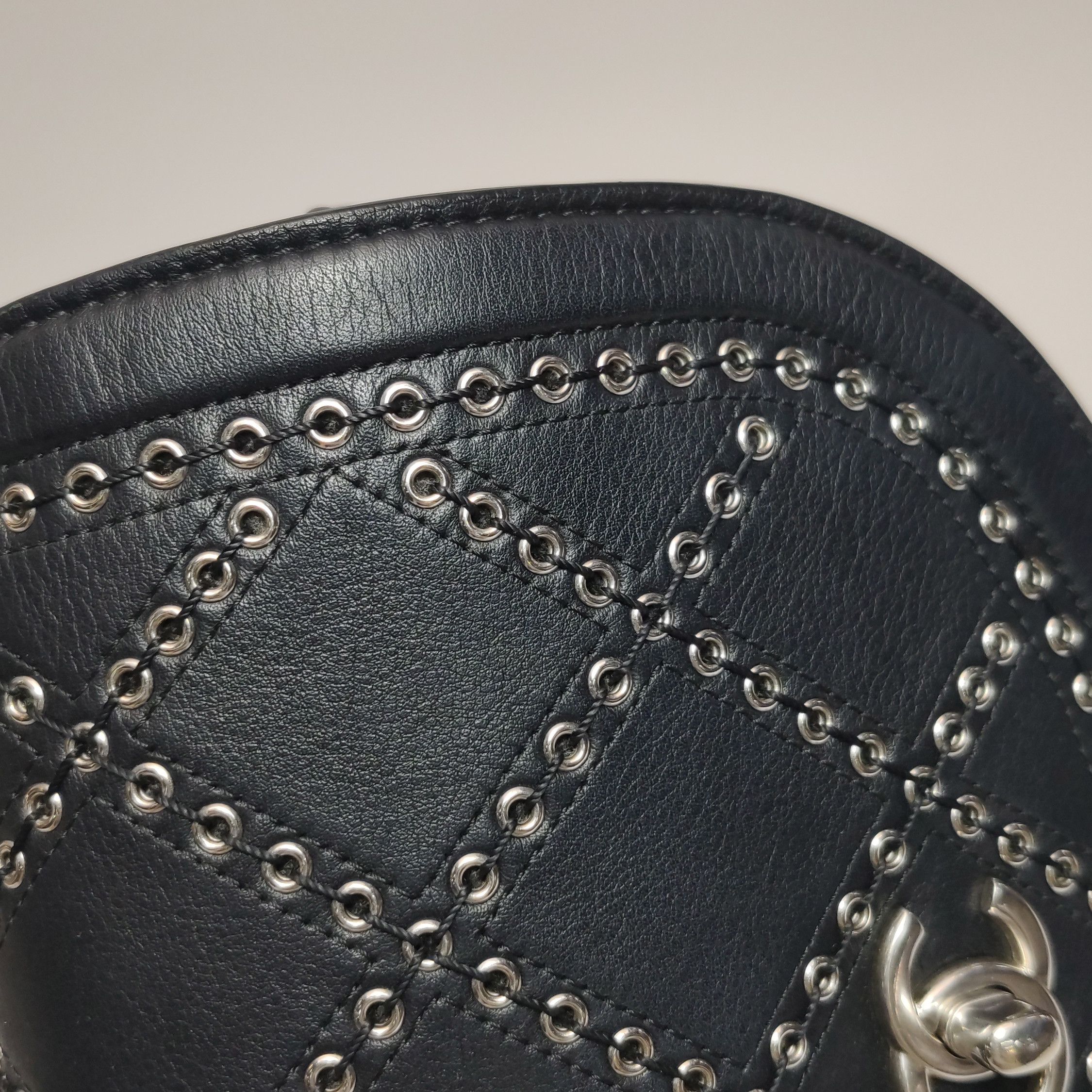 Chanel Chanel Women os Shoulder Bags Size ONE SIZE - 21 Thumbnail