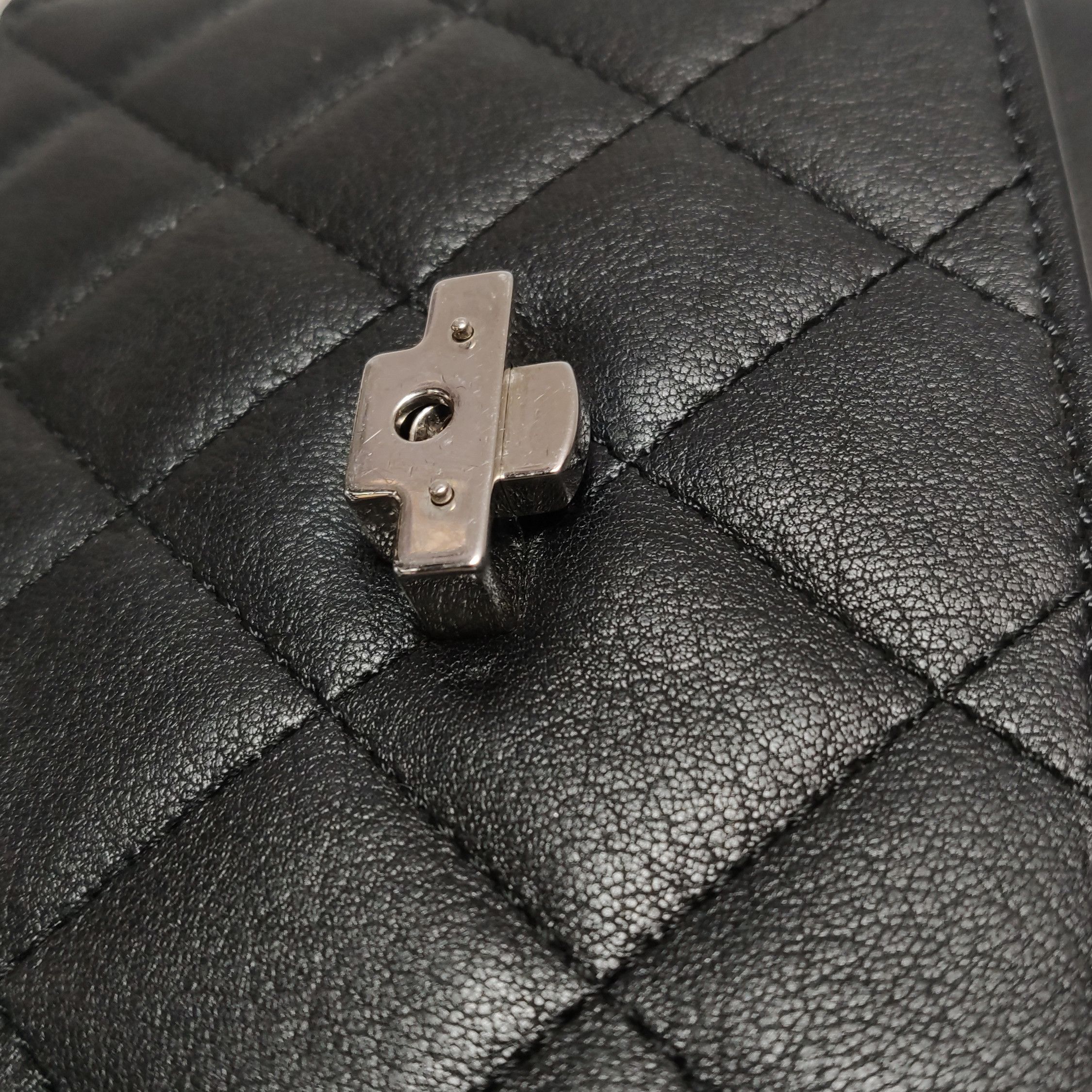 Chanel Chanel Women os Shoulder Bags Size ONE SIZE - 15 Thumbnail