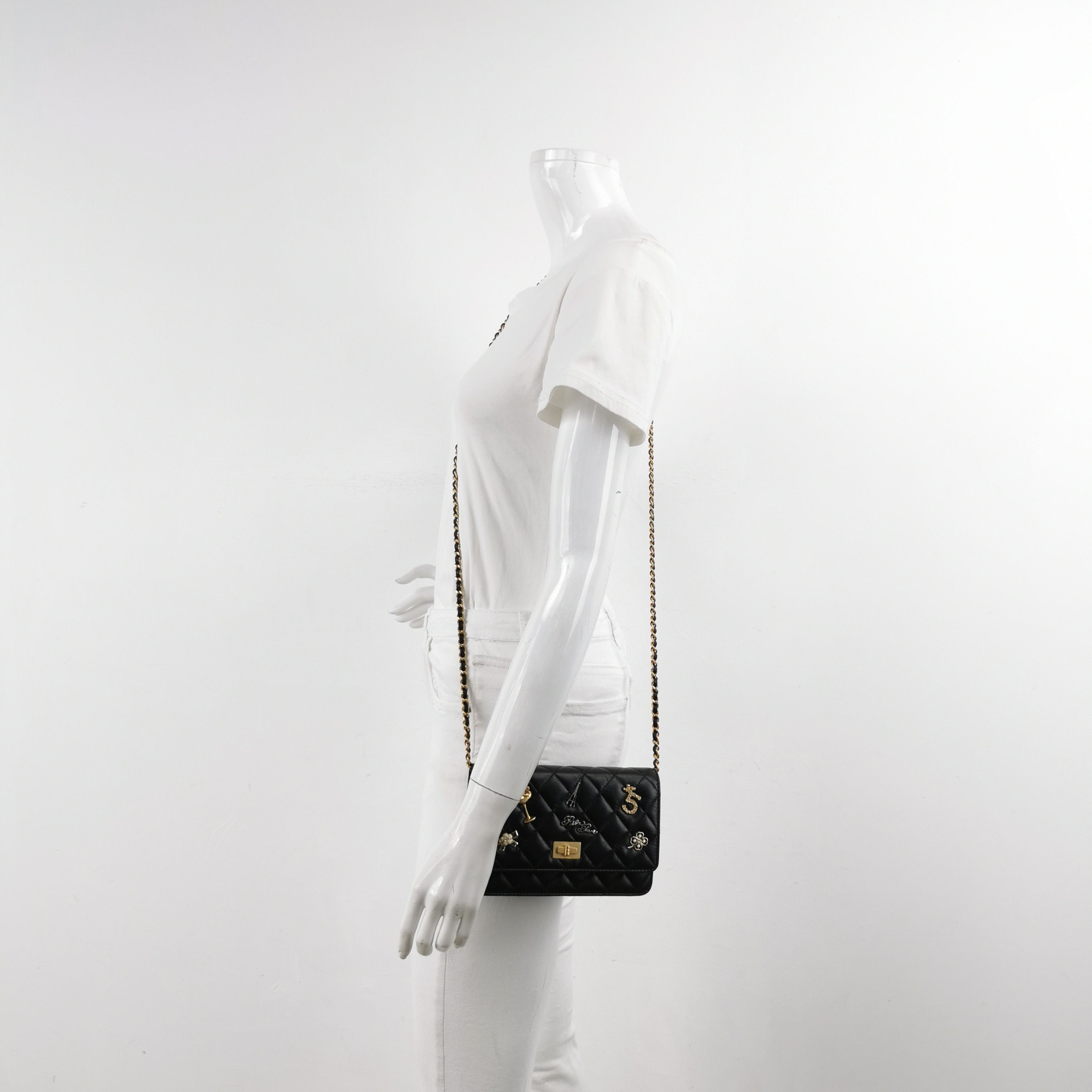 Chanel Chanel Women os Shoulder Bags Size ONE SIZE - 2 Thumbnail