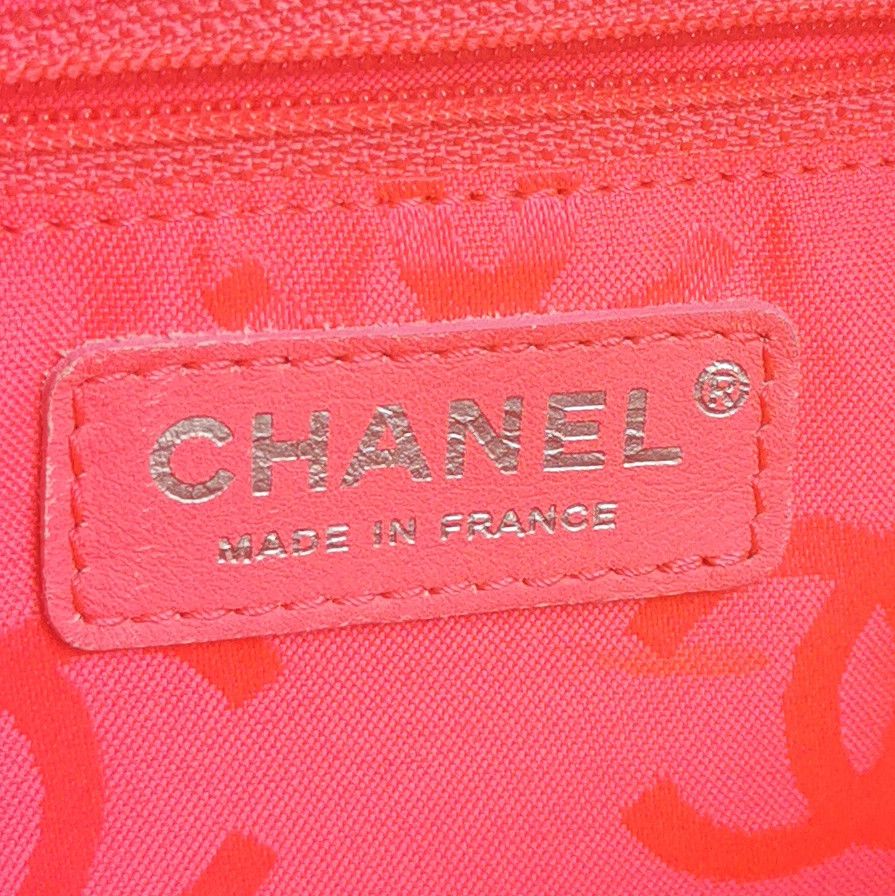 Chanel Chanel Women os Shoulder Bags Size ONE SIZE - 8 Thumbnail