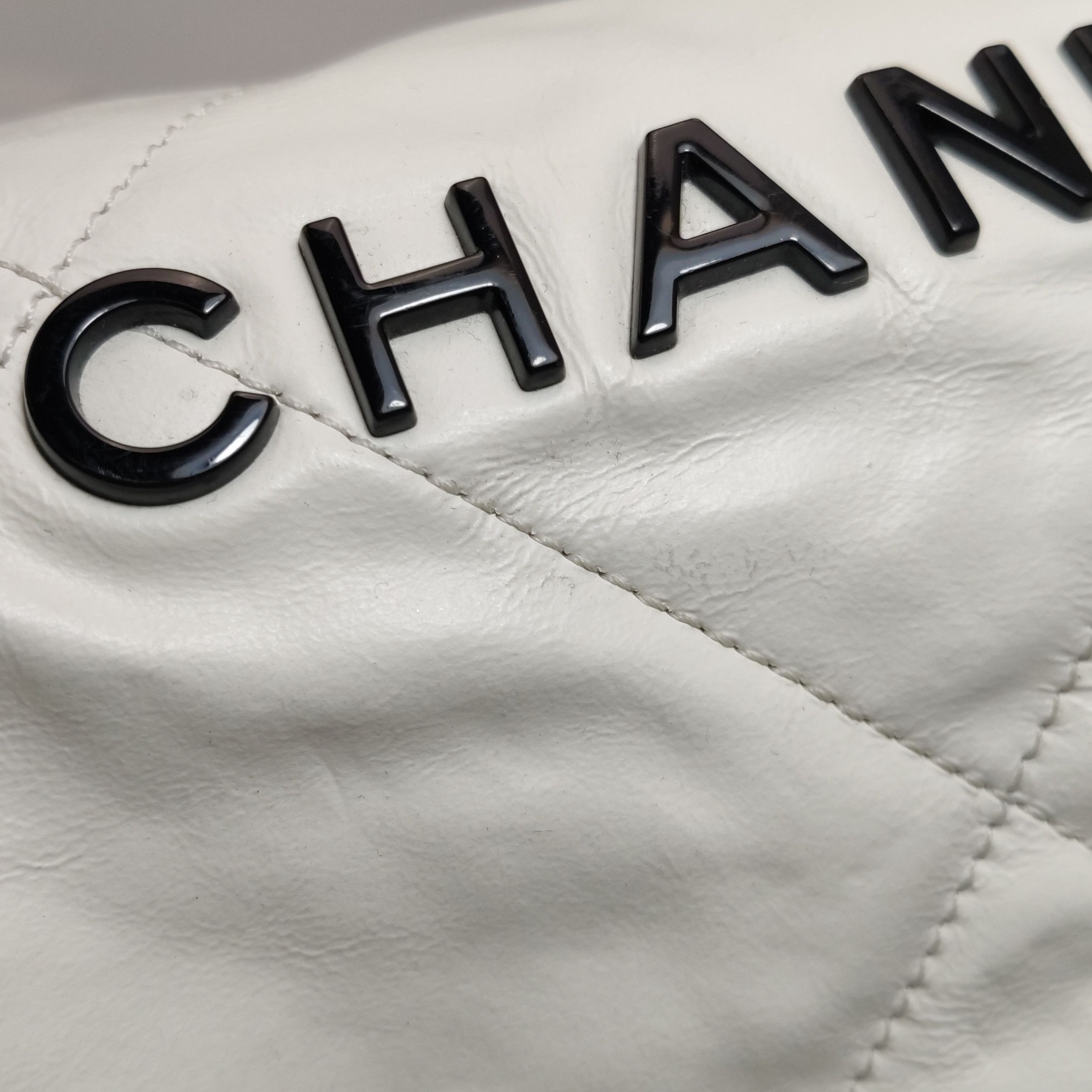 Chanel Chanel Women os Shoulder Bags Size ONE SIZE - 23 Thumbnail