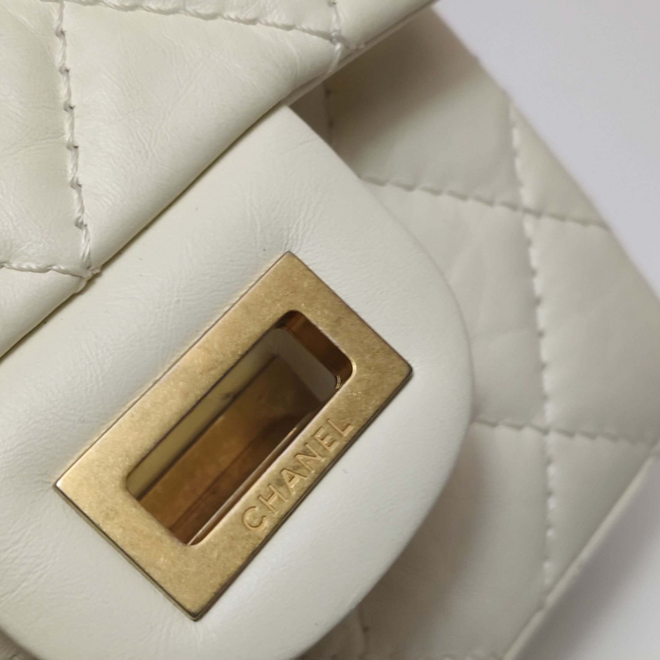 Chanel Chanel Women os Shoulder Bags Size ONE SIZE - 11 Thumbnail