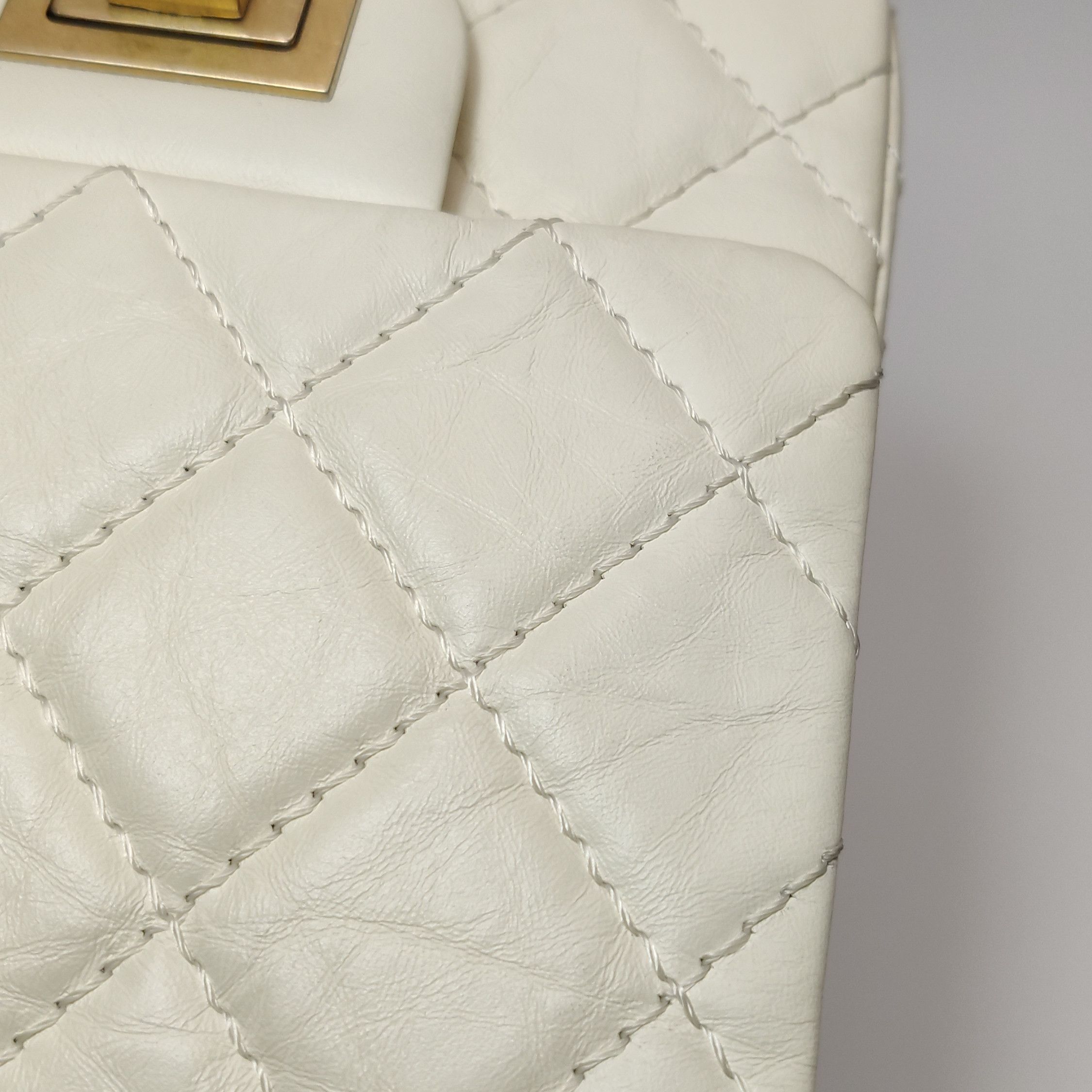Chanel Chanel Women os Shoulder Bags Size ONE SIZE - 19 Thumbnail