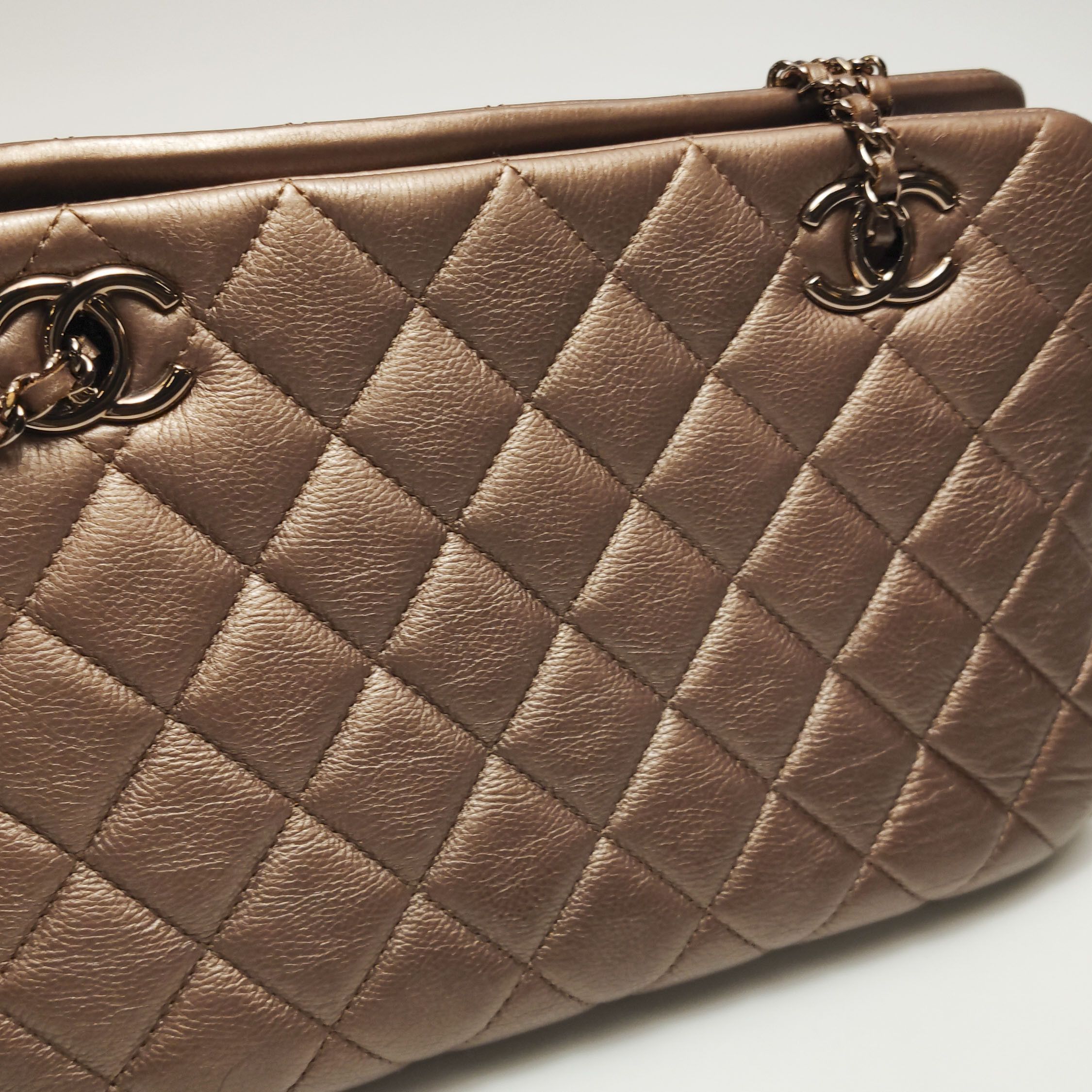 Chanel Chanel Women os Shoulder Bags Size ONE SIZE - 21 Thumbnail