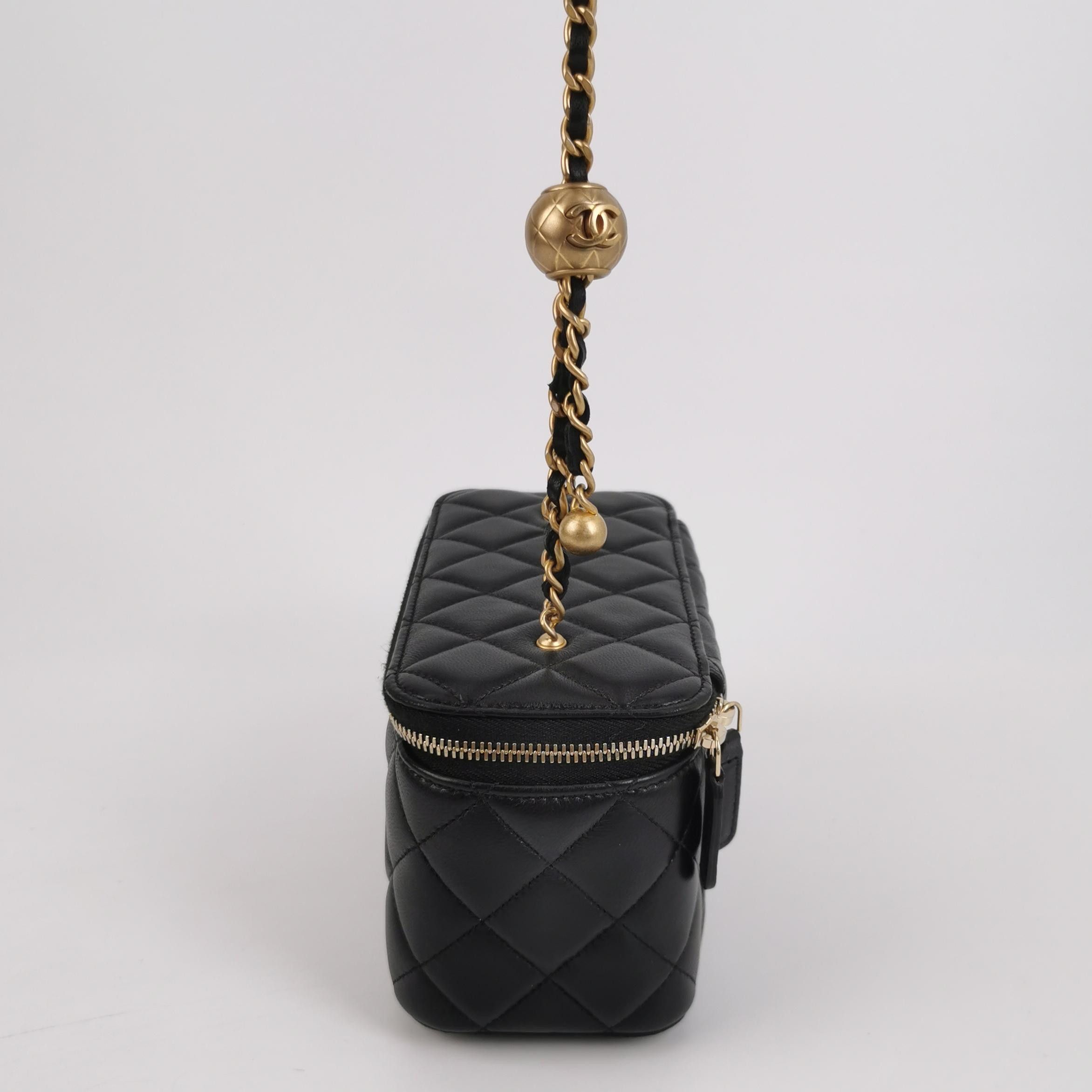 Chanel Chanel Women os Shoulder Bags Size ONE SIZE - 3 Thumbnail