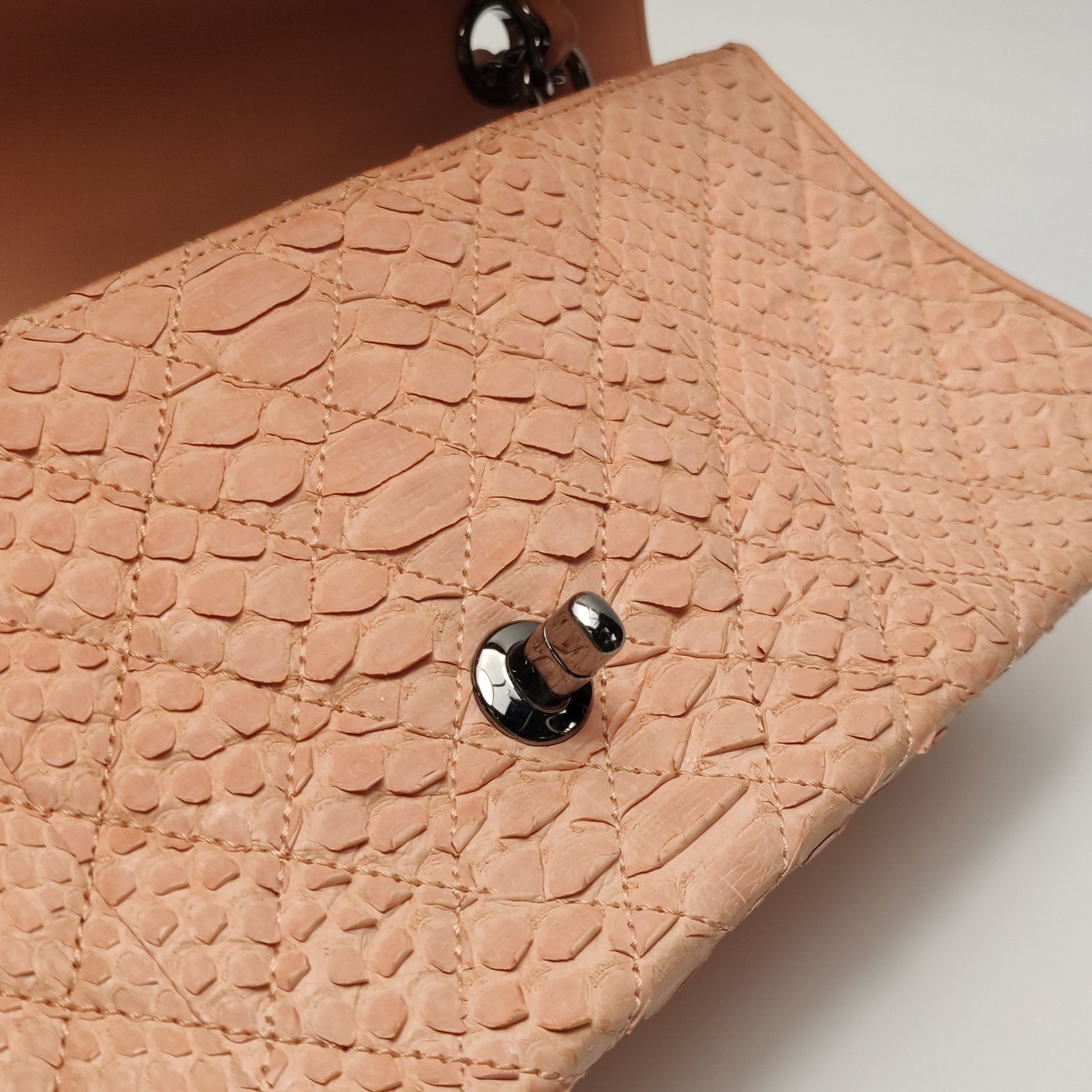 Chanel Chanel Women os Shoulder Bags Size ONE SIZE - 16 Thumbnail